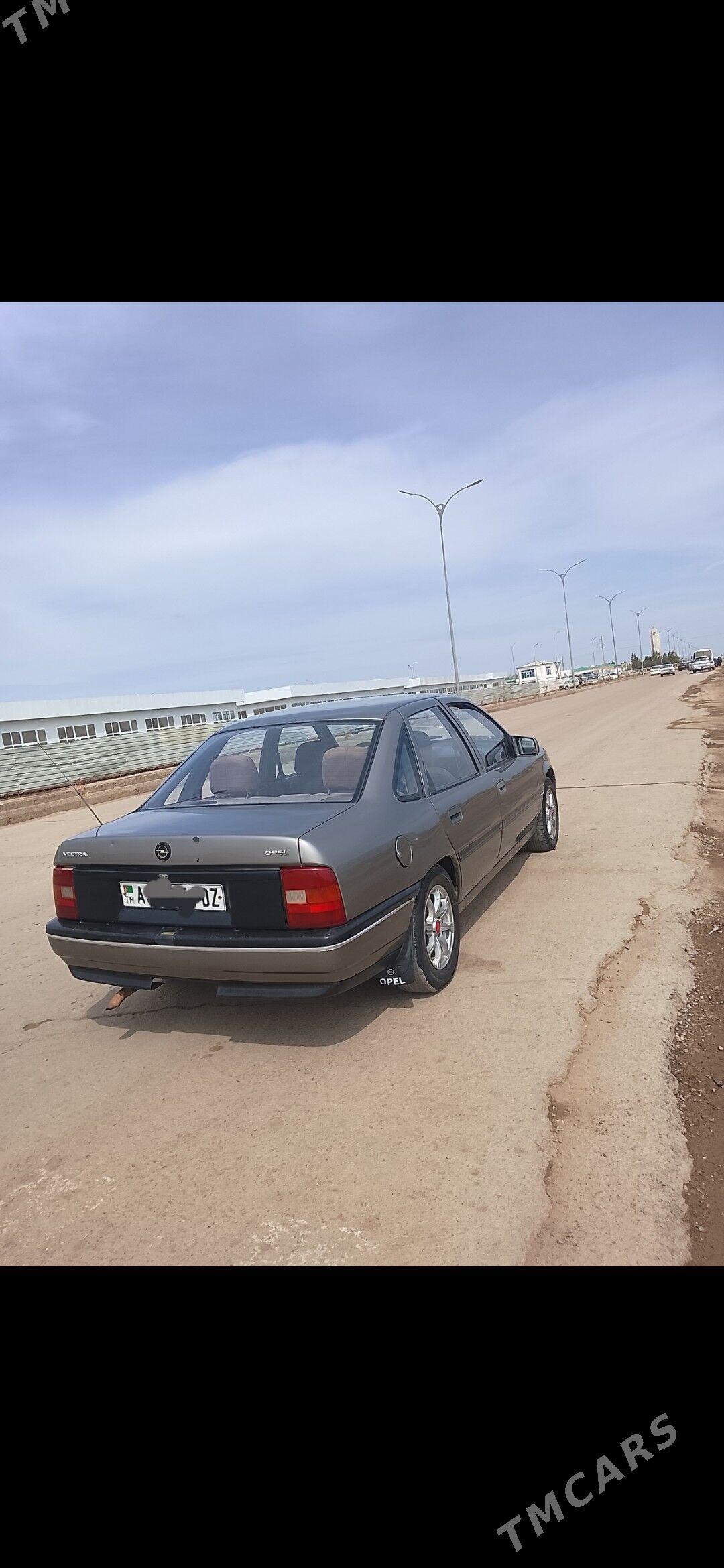 Opel Vectra 1991 - 40 000 TMT - Boldumsaz - img 1