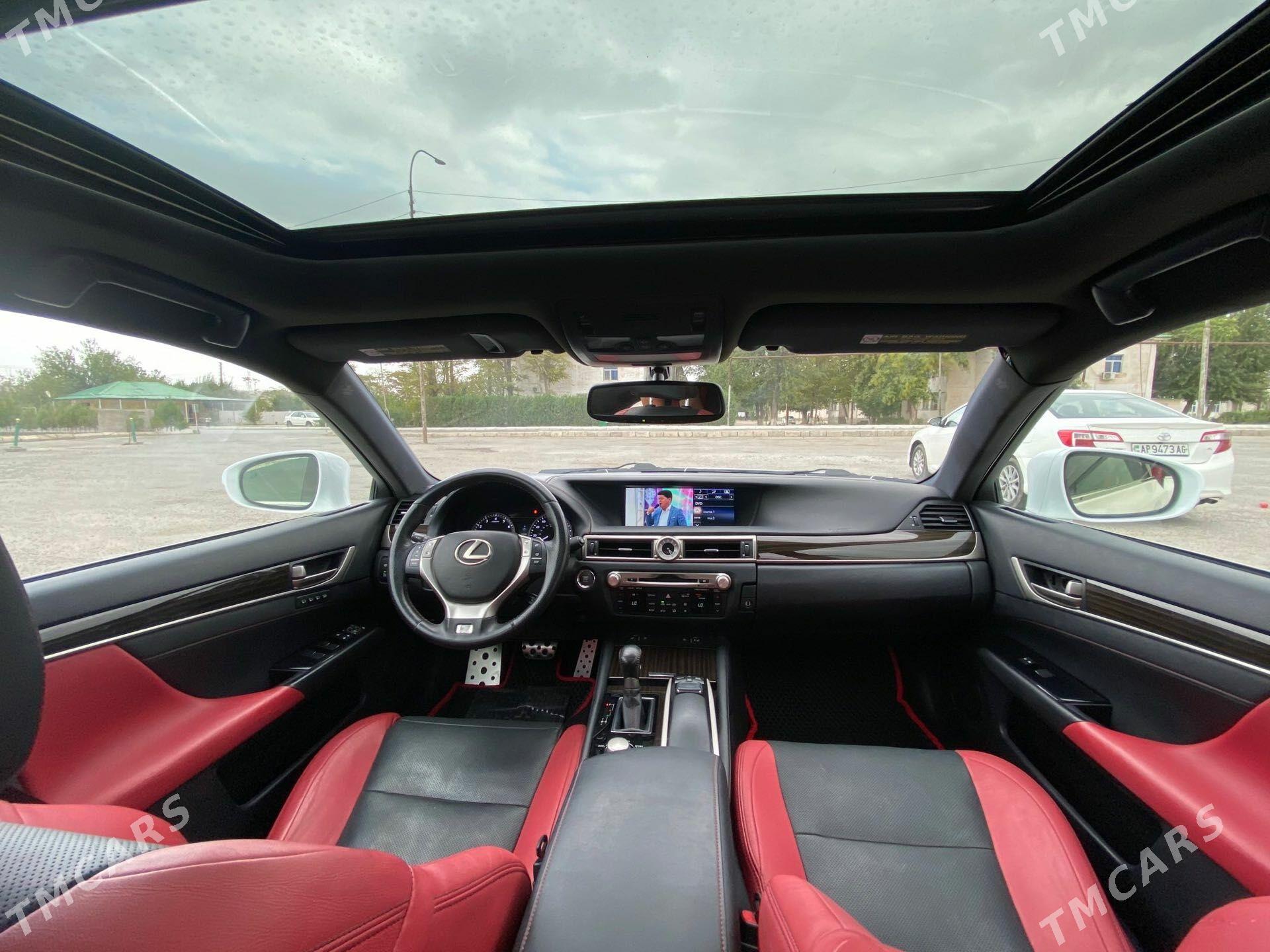 Lexus GS 350 2015 - 330 000 TMT - 30 mkr - img 1