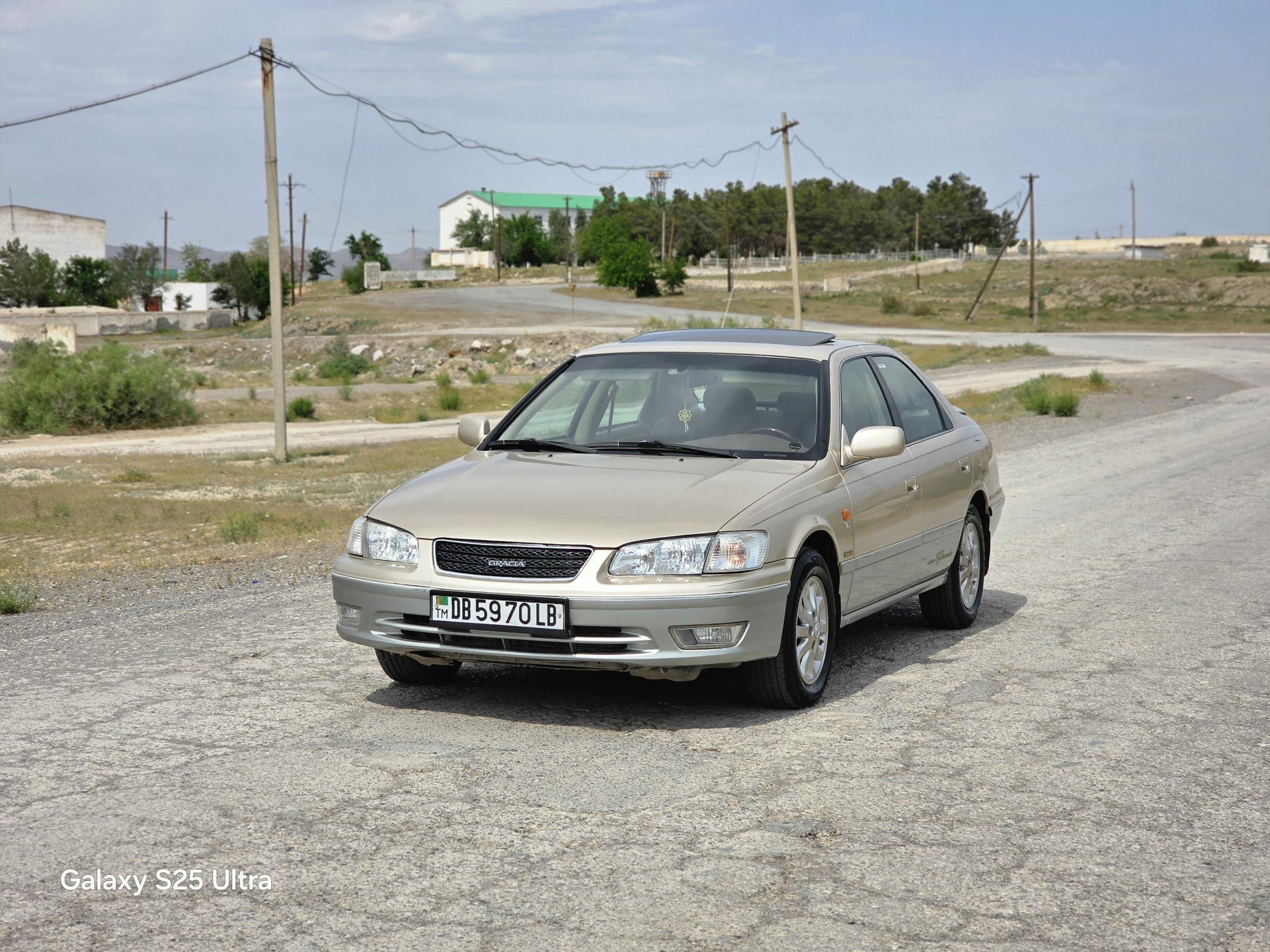 Toyota Camry 1999 - 190 000 TMT - Магданлы - img 1