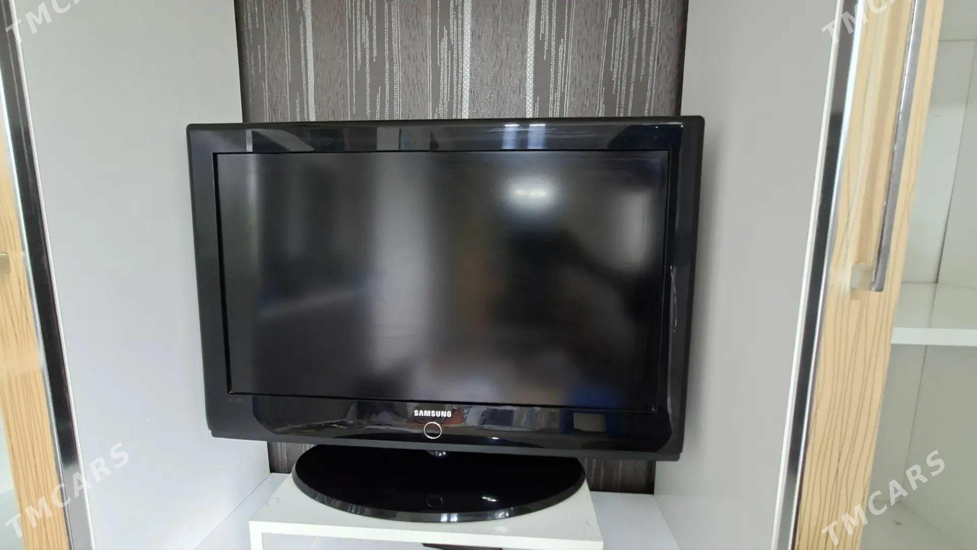 telewizor - 10 mkr - img 1