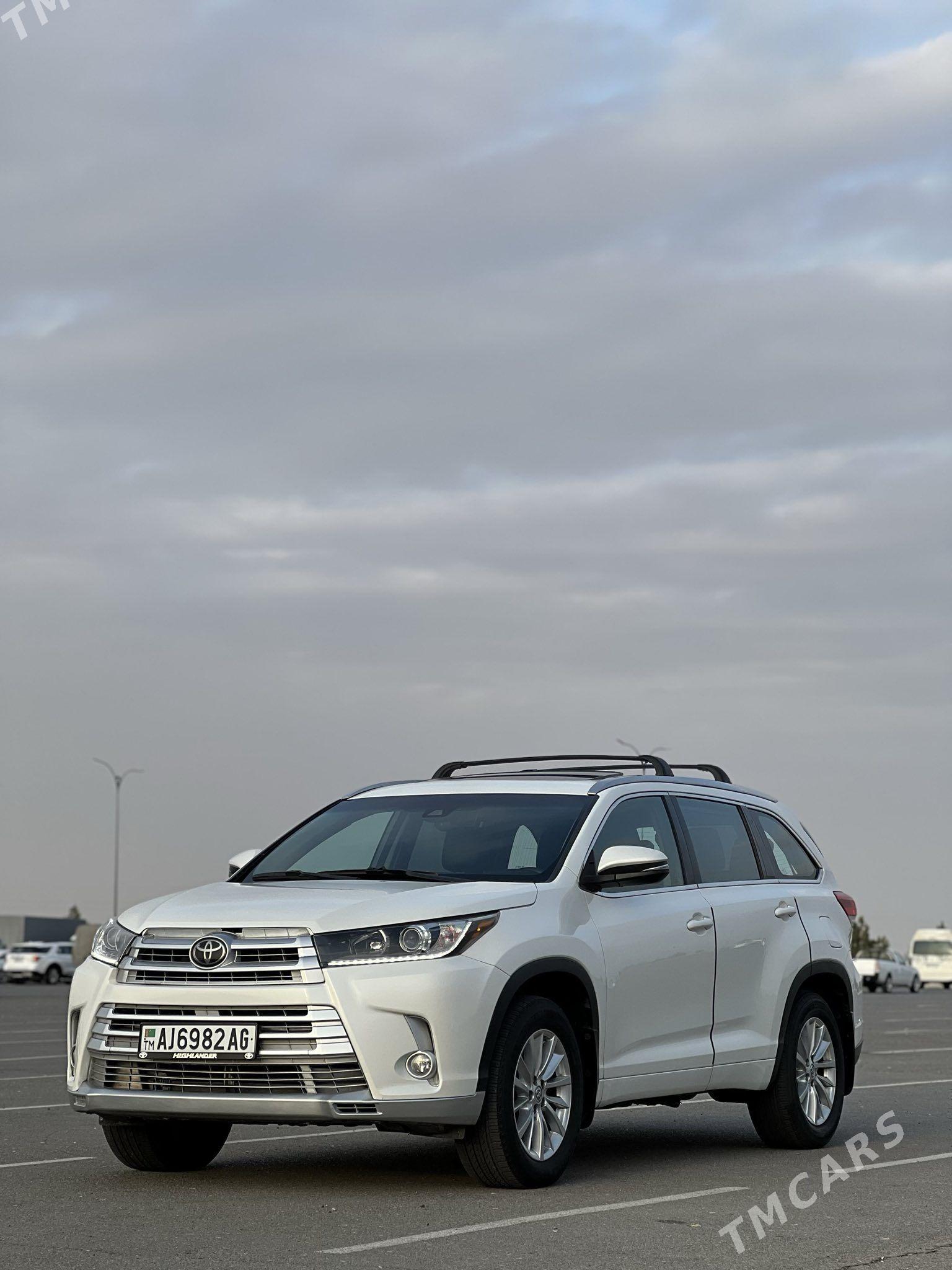 Toyota Highlander 2017 - 520 000 TMT - Aşgabat - img 1