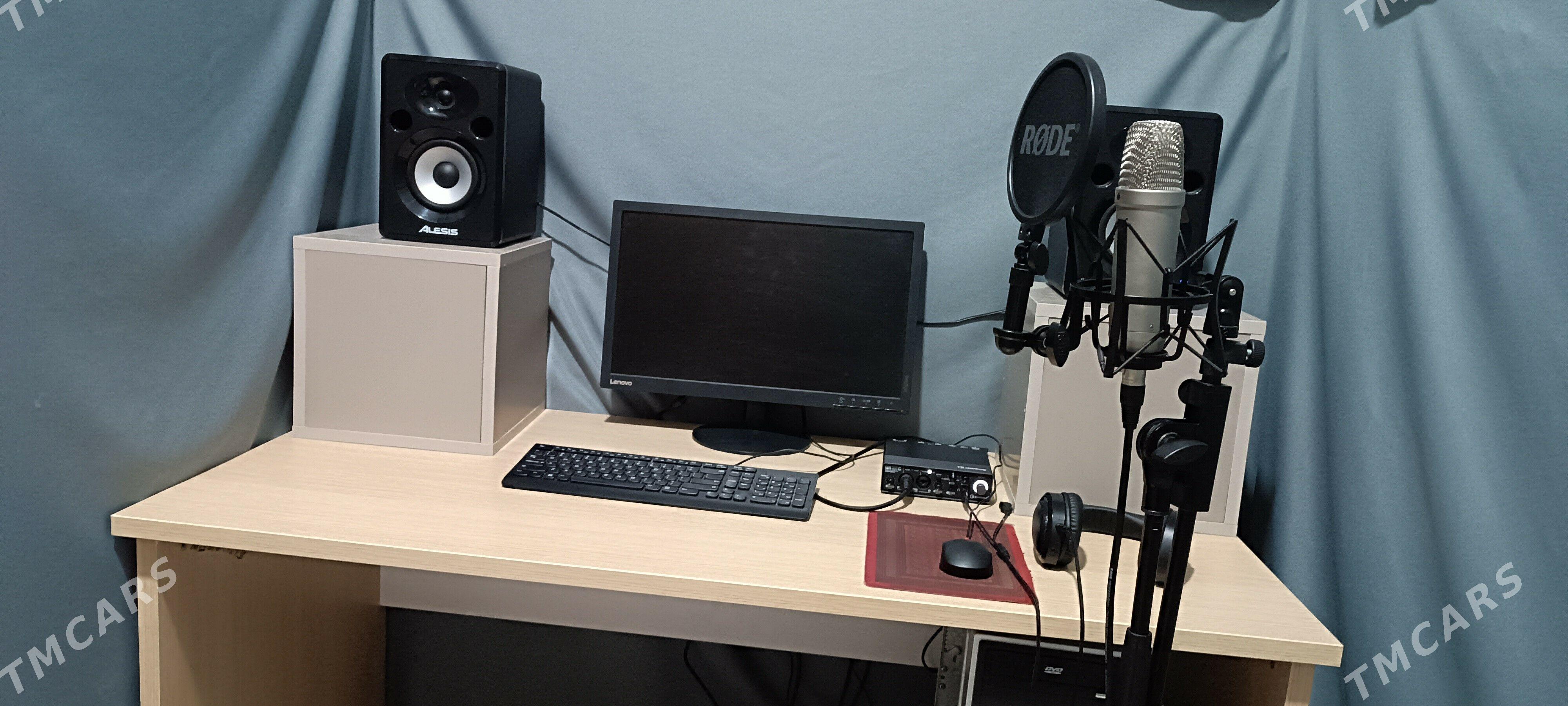 Studio - Büzmeýin - img 1