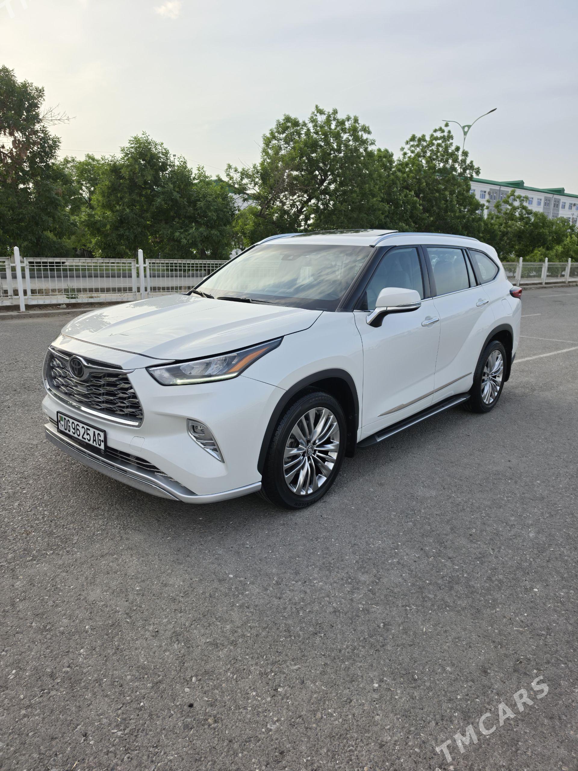 Toyota Highlander 2021 - 585 000 TMT - Büzmeýin GRES - img 1