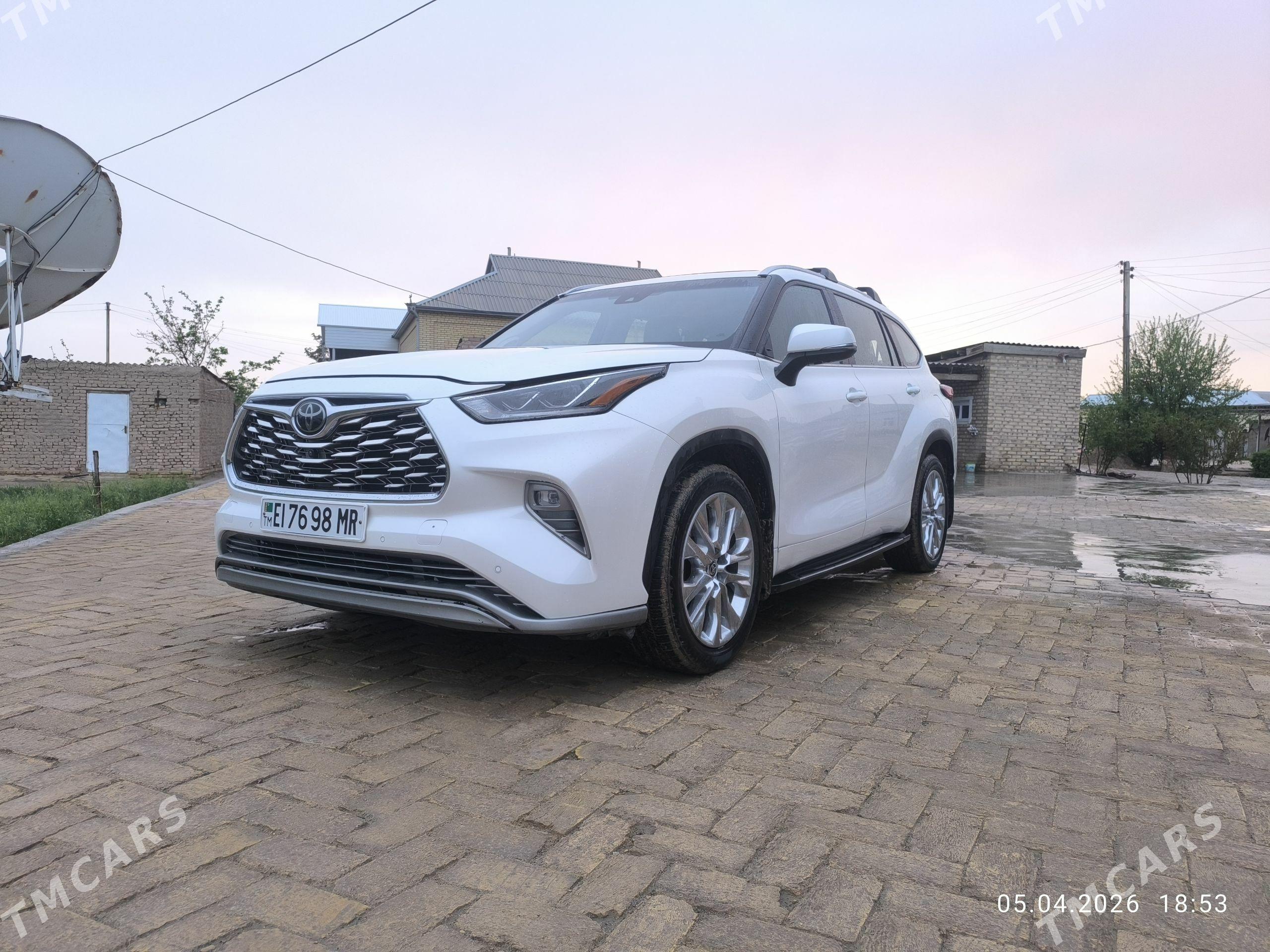 Toyota Highlander 2021 - 610 000 TMT - Baýramaly - img 1