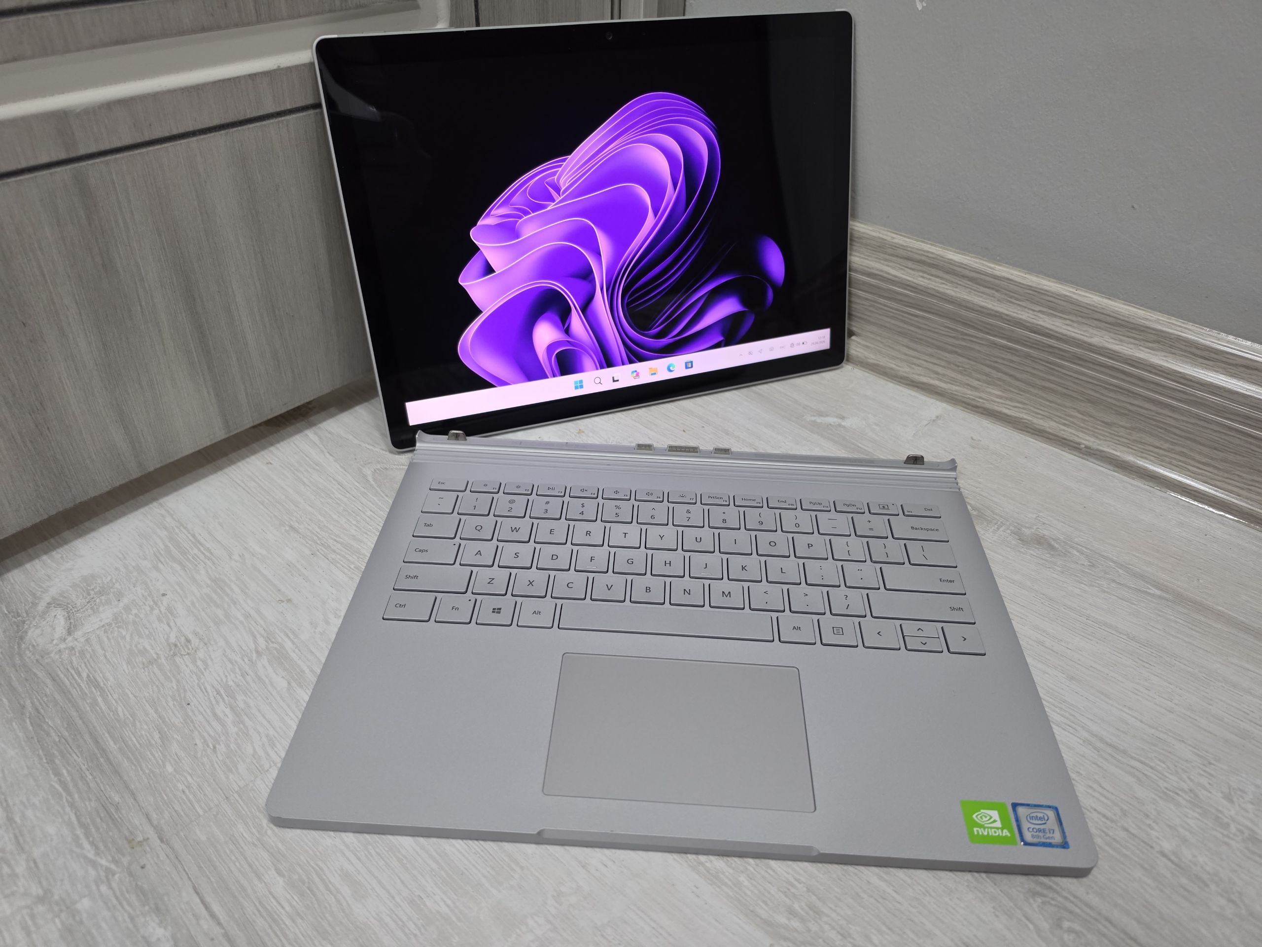 Microsoft Surface Book 2 - Aşgabat - img 1