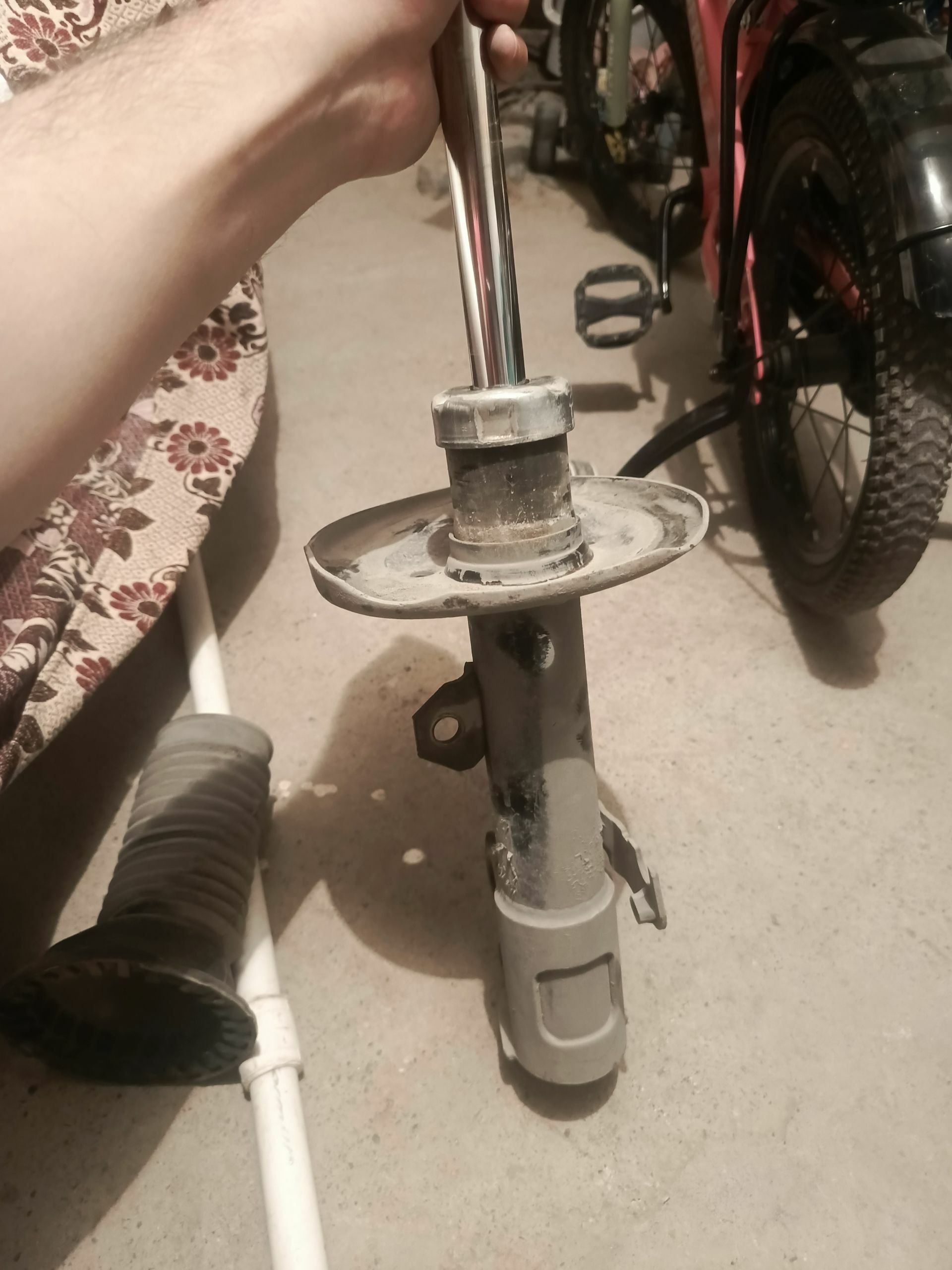 Amortizator 2sany 2008-2013 350 TMT - Бузмеин - img 1