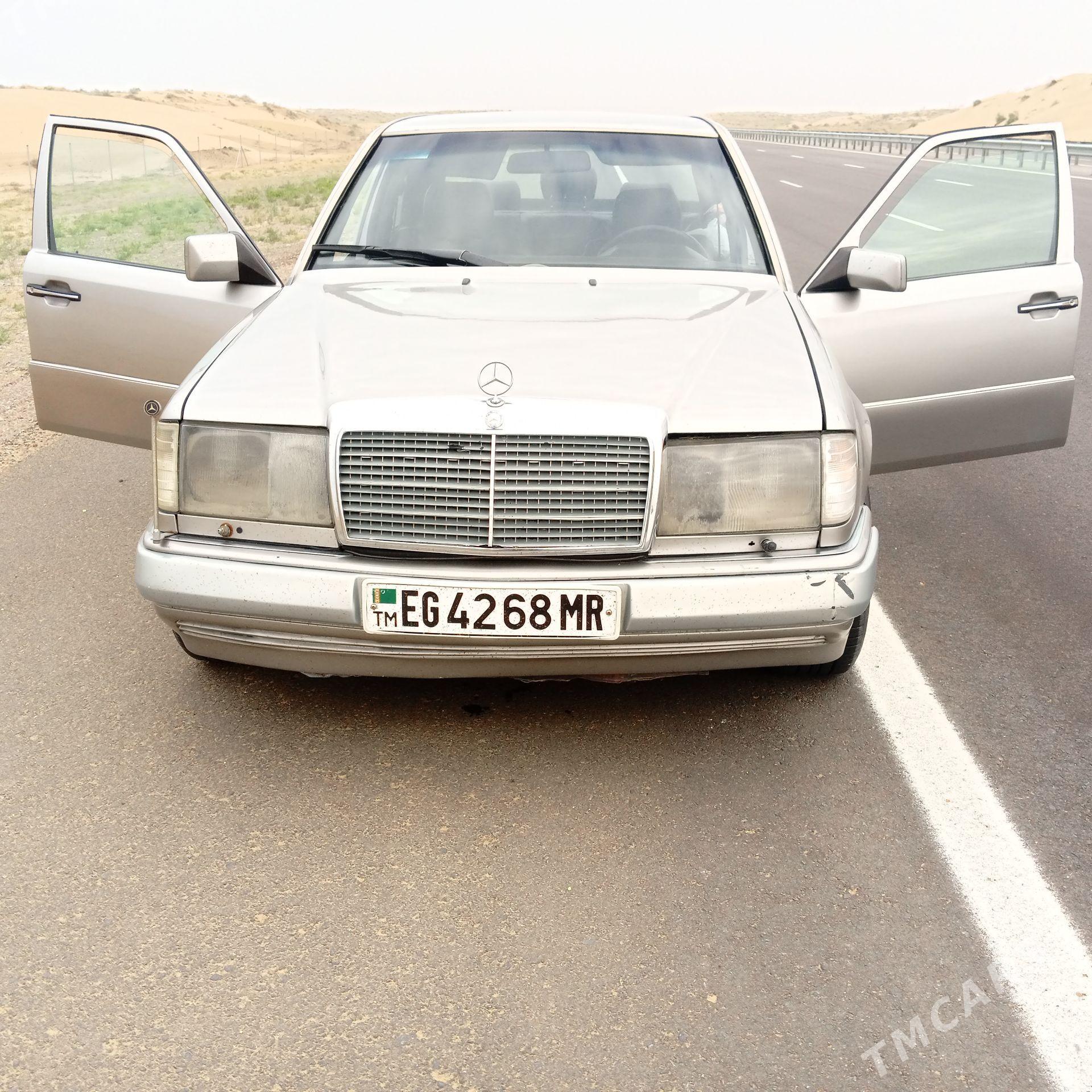 Mercedes-Benz 190-Class 1992 - 65 000 TMT - Туркменабат - img 1
