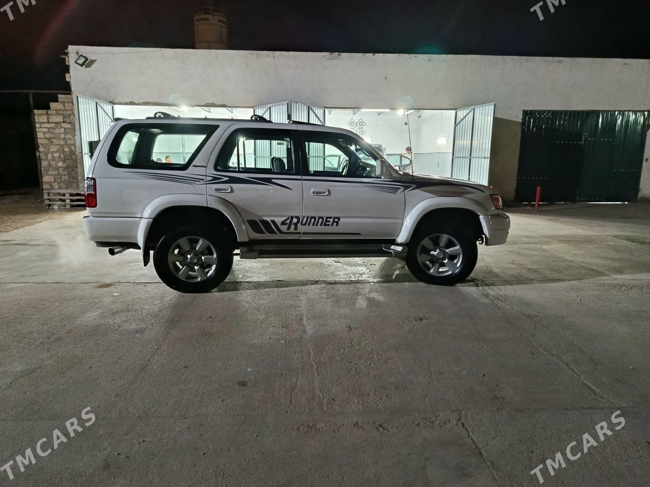 Toyota 4Runner 2000 - 210 000 TMT - Hazar - img 1