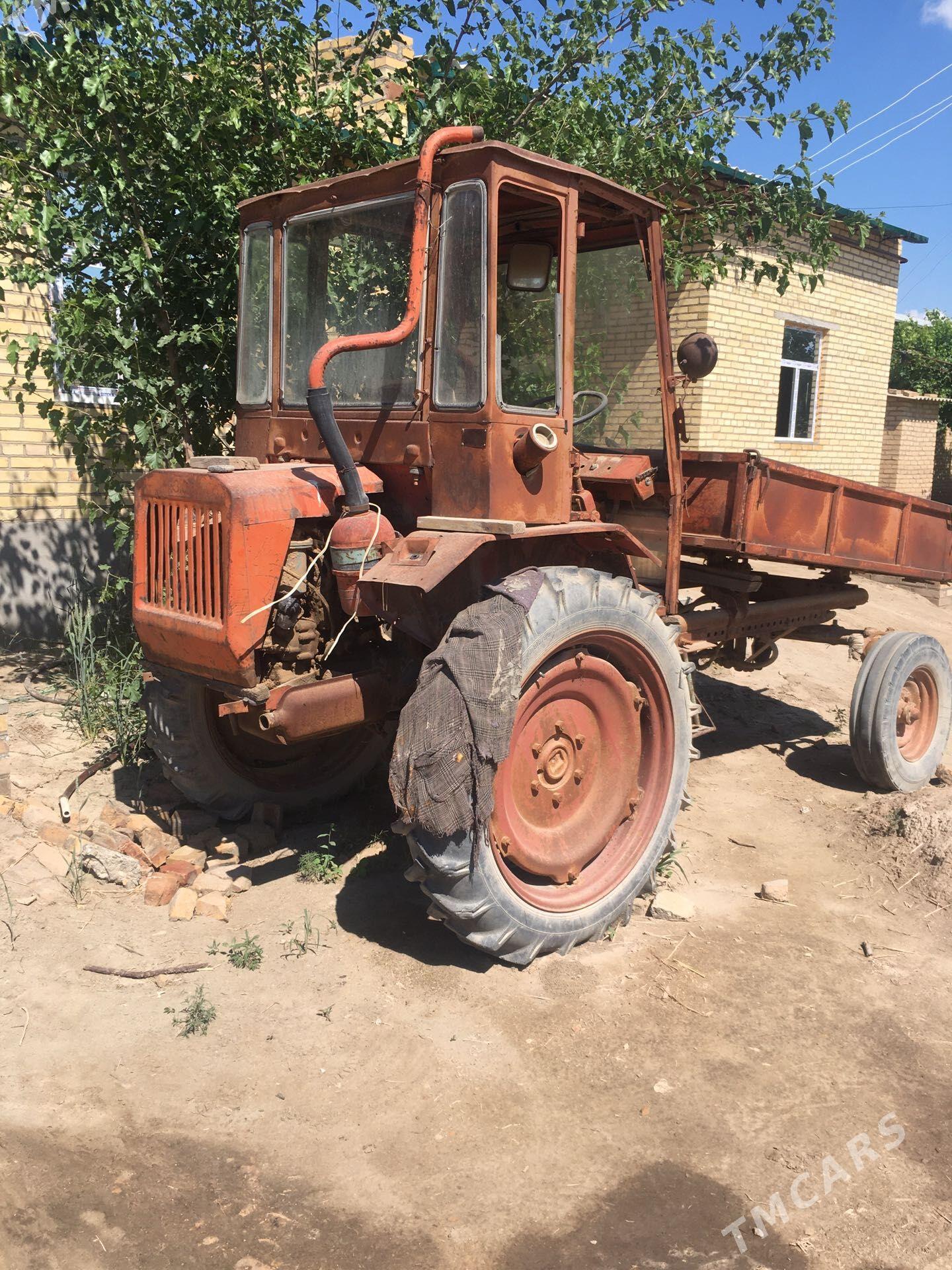 MTZ T-28 1993 - 17 000 TMT - Халач - img 1