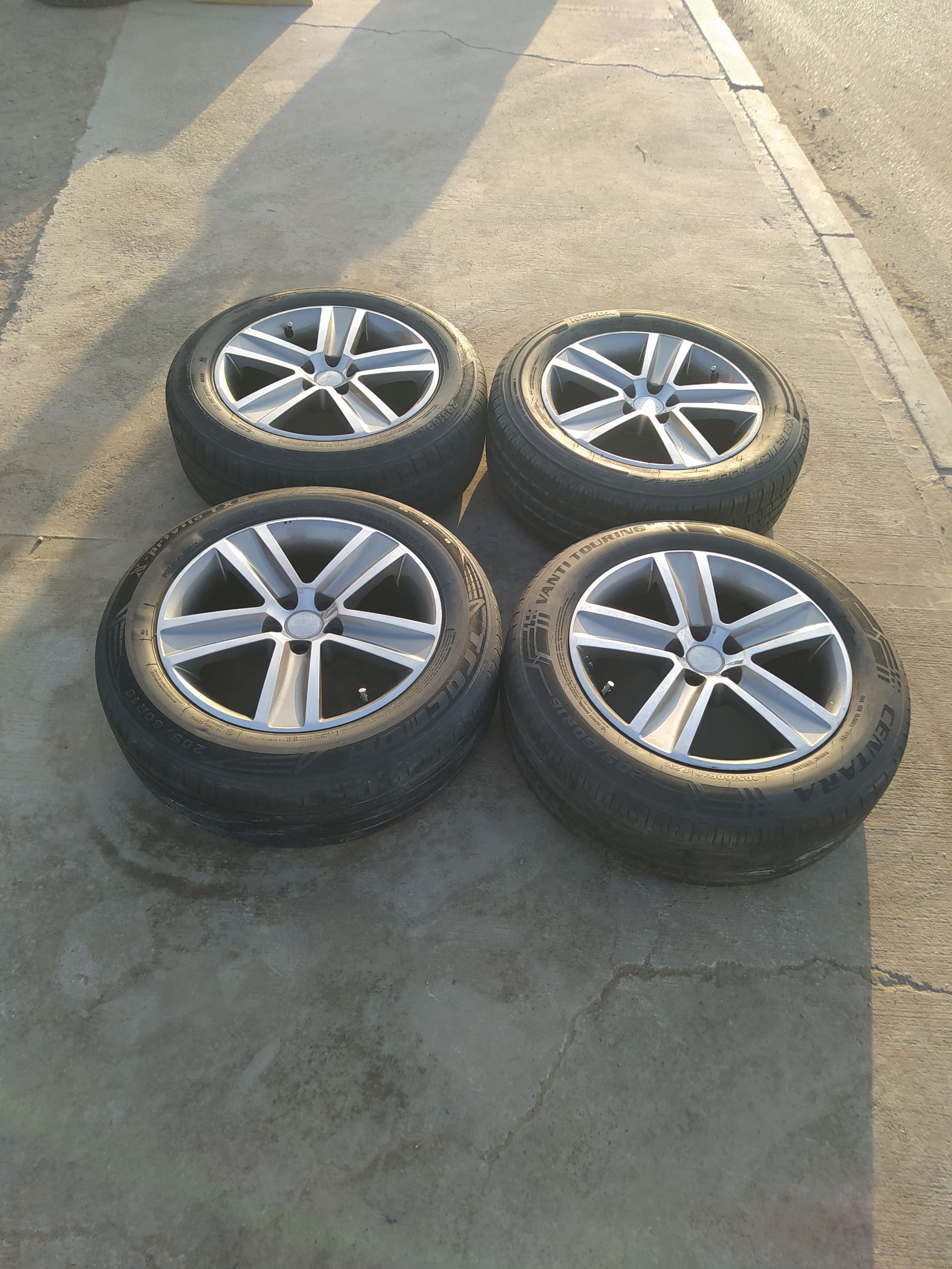 2010 Karolla disga teker R16 4 500 TMT - Мары - img 1