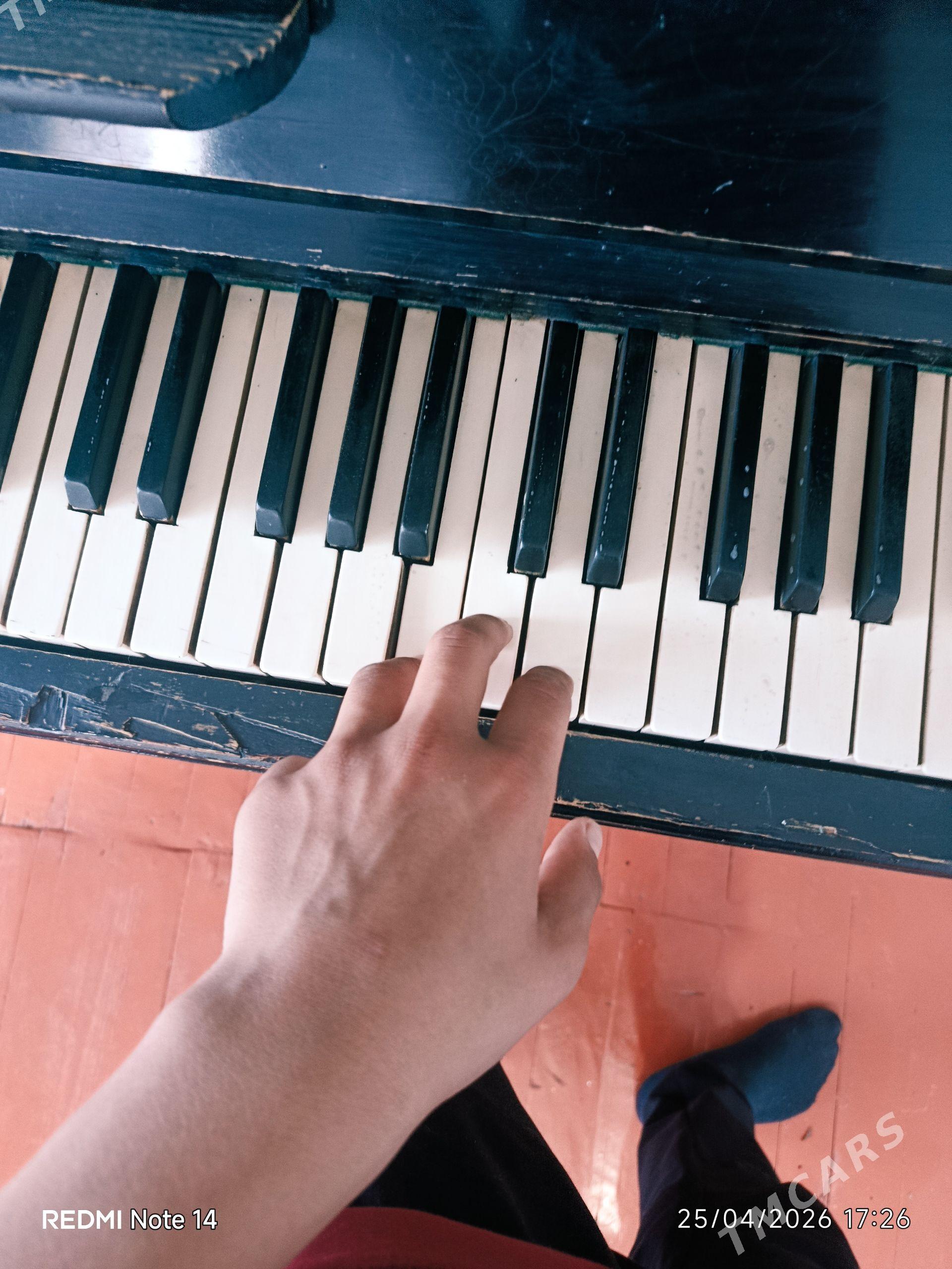 Piano - Wekilbazar - img 1