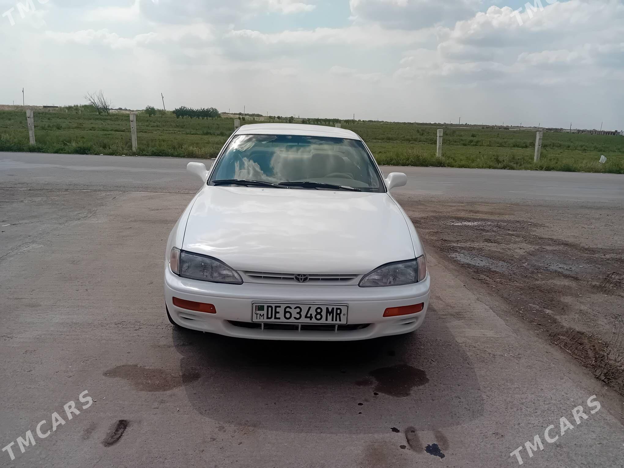 Toyota Camry 1995 - 98 000 TMT - Mary - img 1