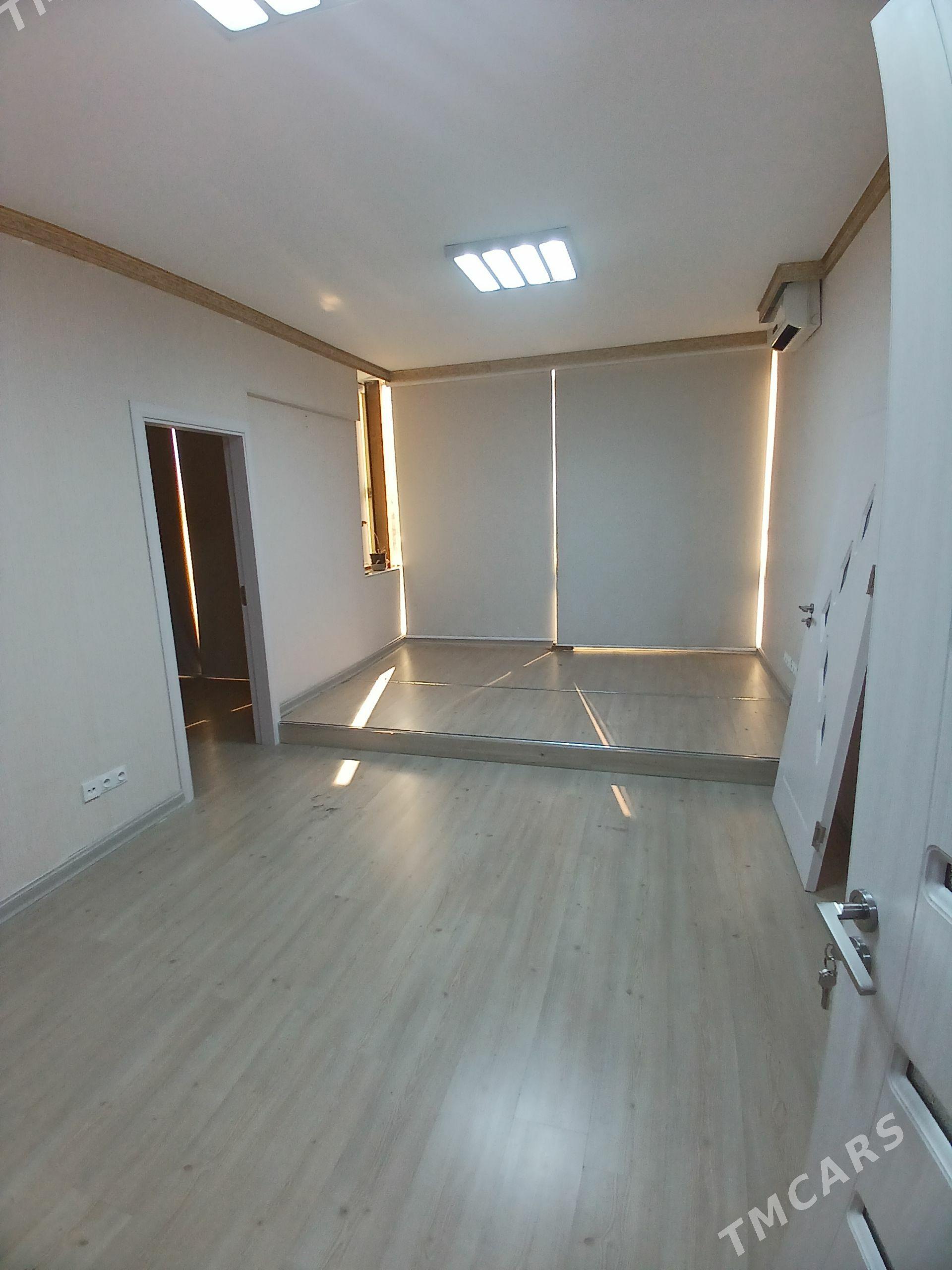 Arenda ofis 4 komnat 150 kw - Ашхабад - img 1