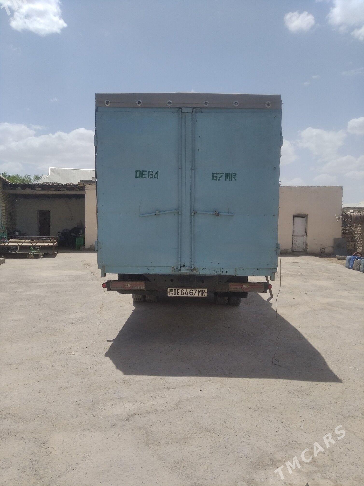 Mitsubishi Canter 2003 - 280 000 TMT - Mary - img 1