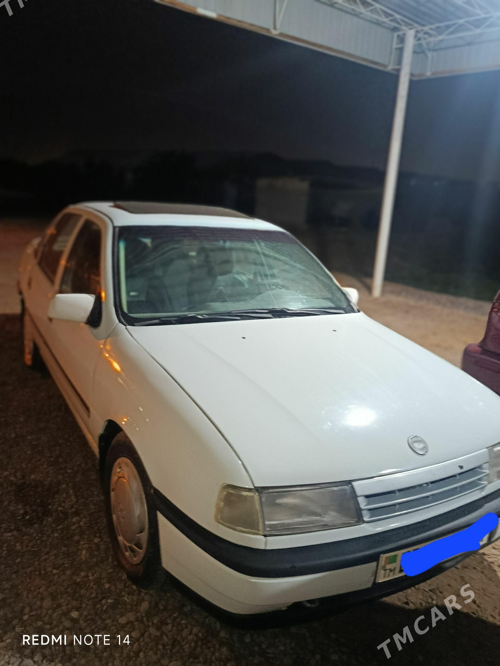 Opel Vectra 1990 - 33 000 TMT - Мары - img 1