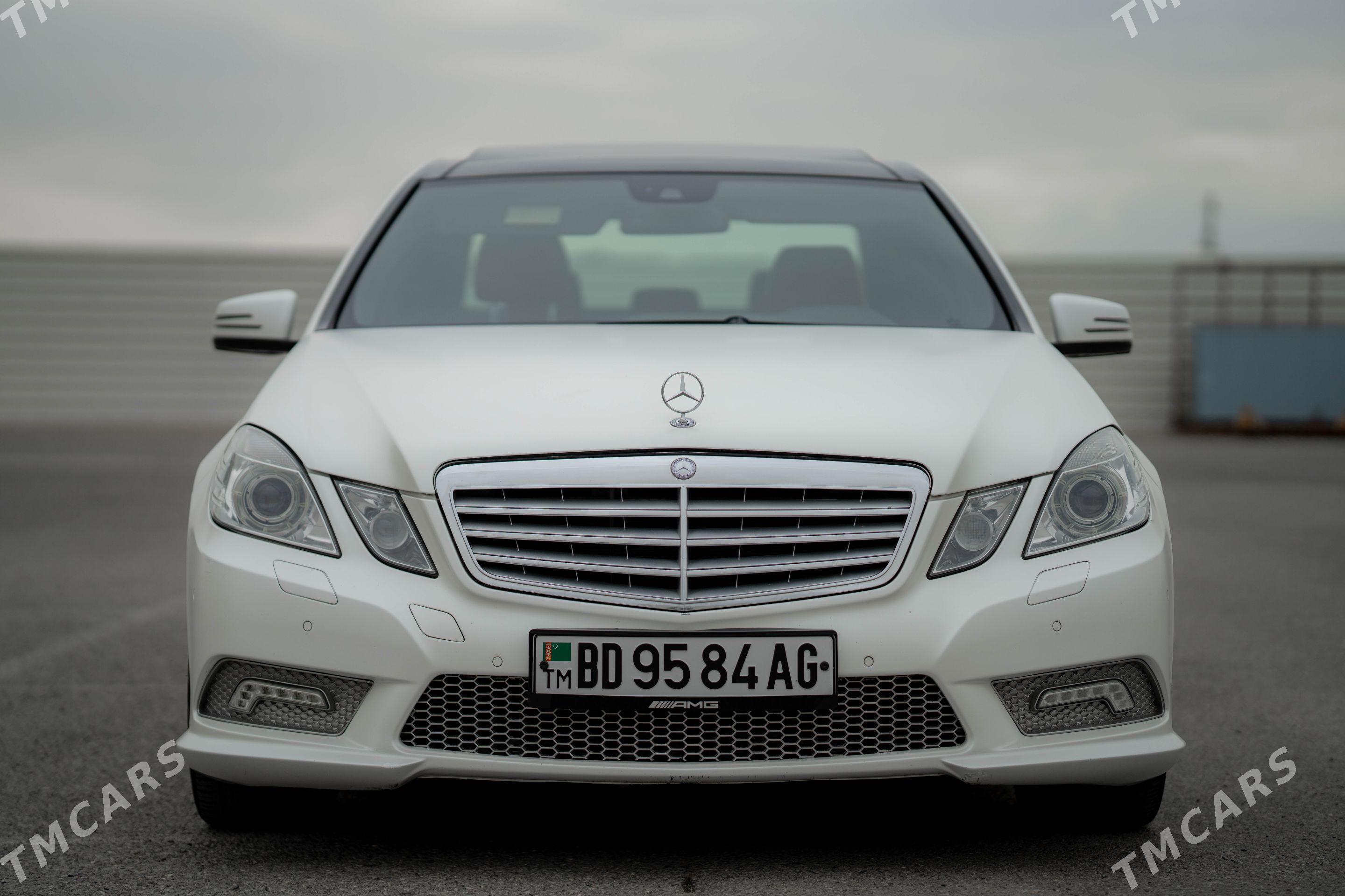 Mercedes-Benz E-Class 2011 - 315 000 TMT - Aşgabat - img 1