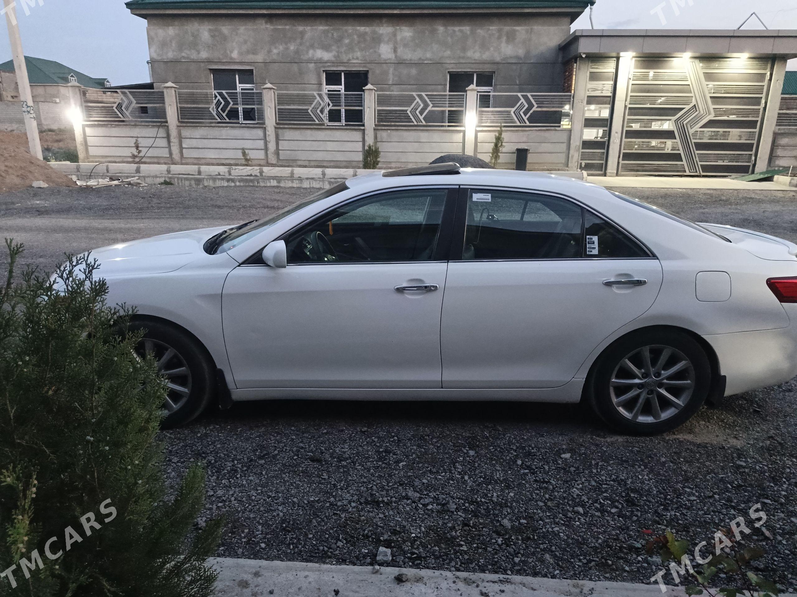 Toyota Camry 2008 - 220 000 TMT - 5 мкр - img 1