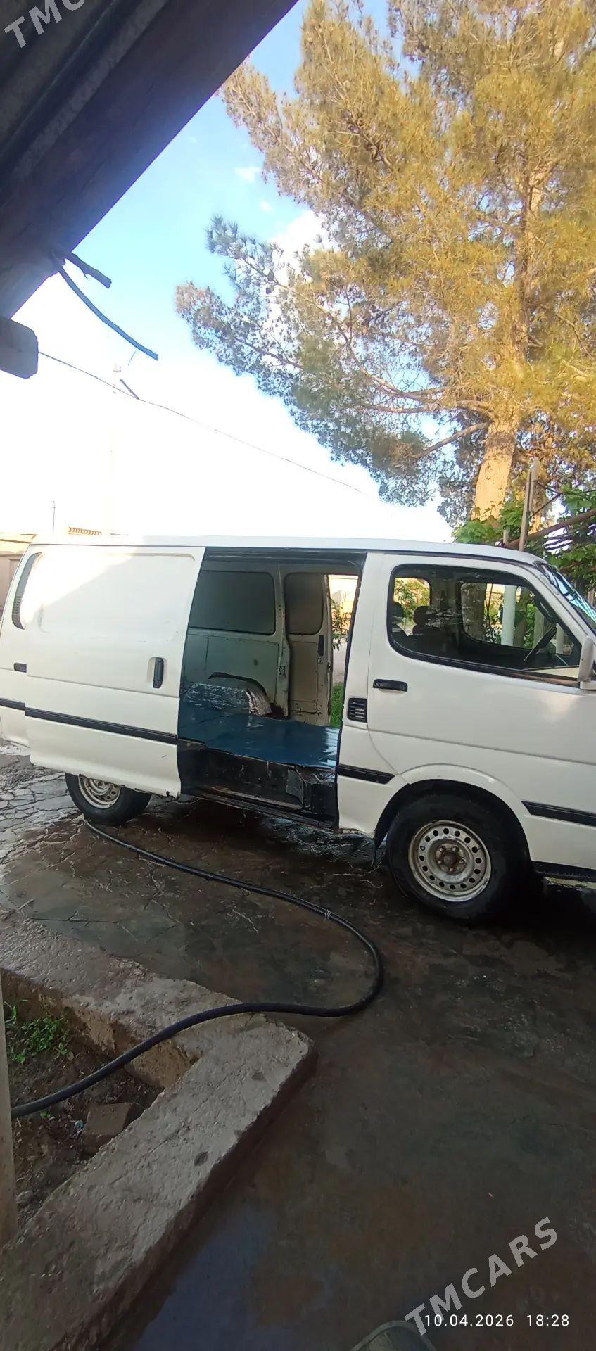 Toyota Hiace 1995 - 50 000 TMT - Дянев - img 1