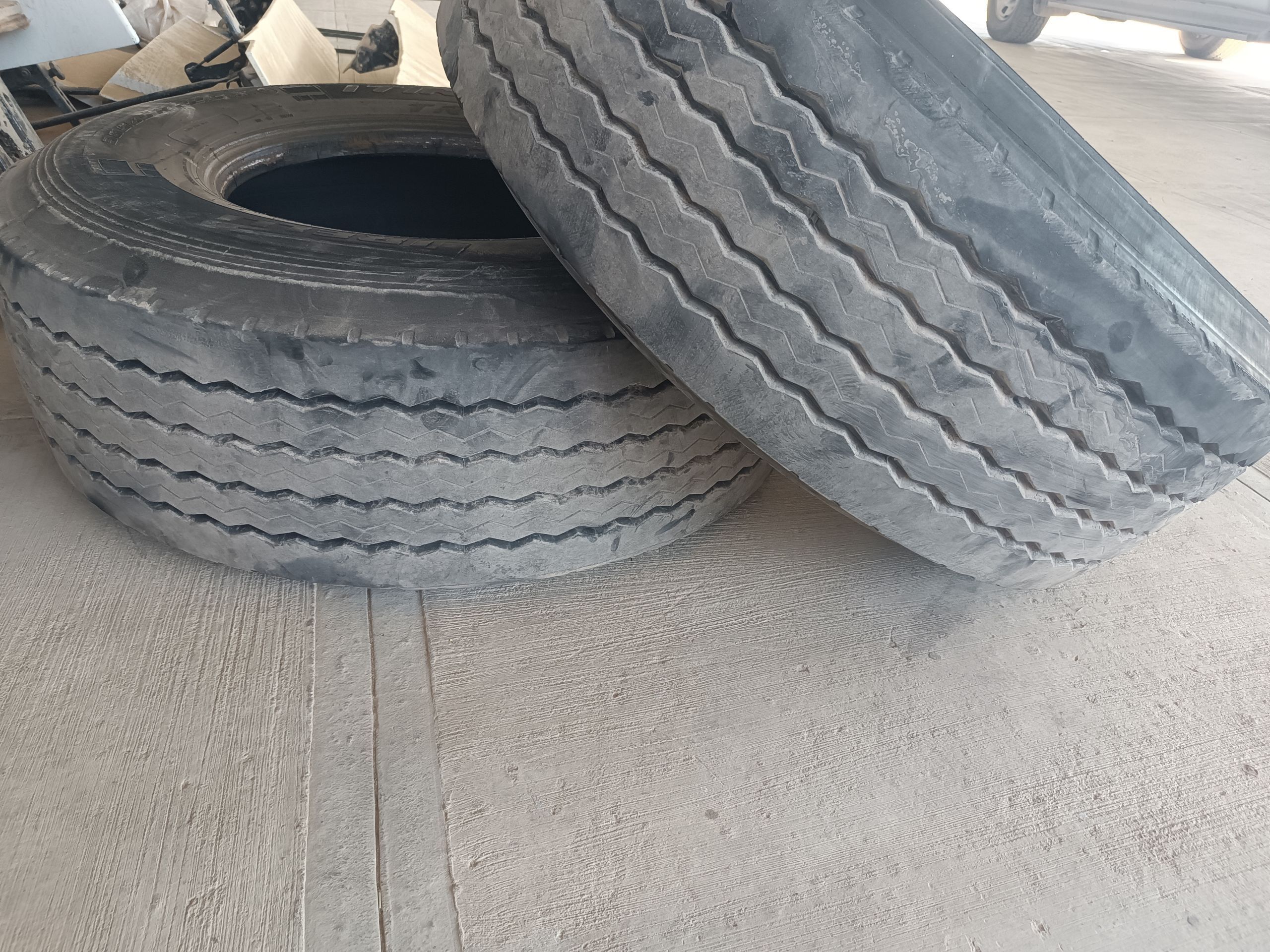 teker pilot prissep 385/65 R 22,5 800 TMT - Сакарчага - img 1