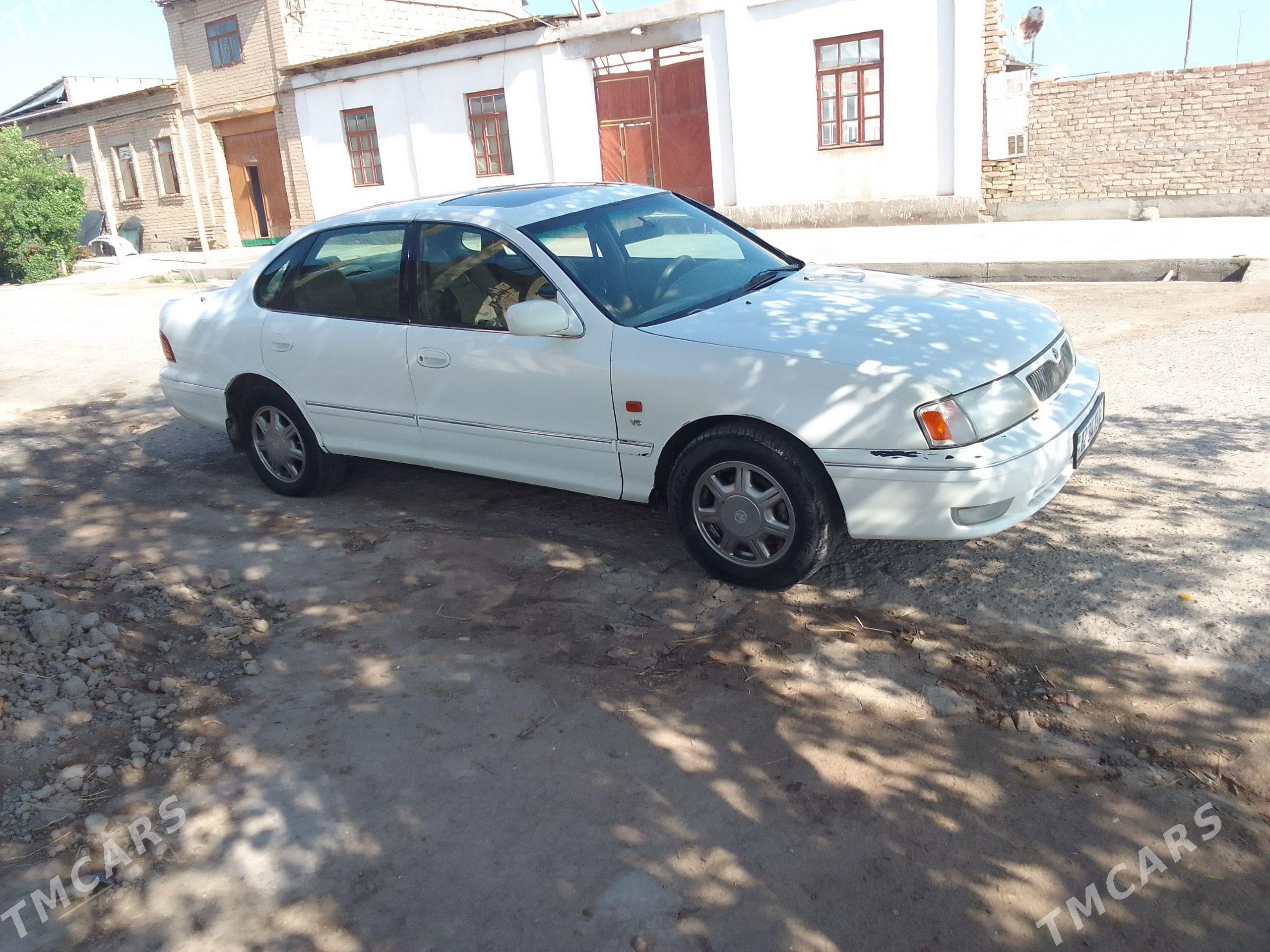 Toyota Avalon 1997 - 130 000 TMT - Туркменабат - img 1