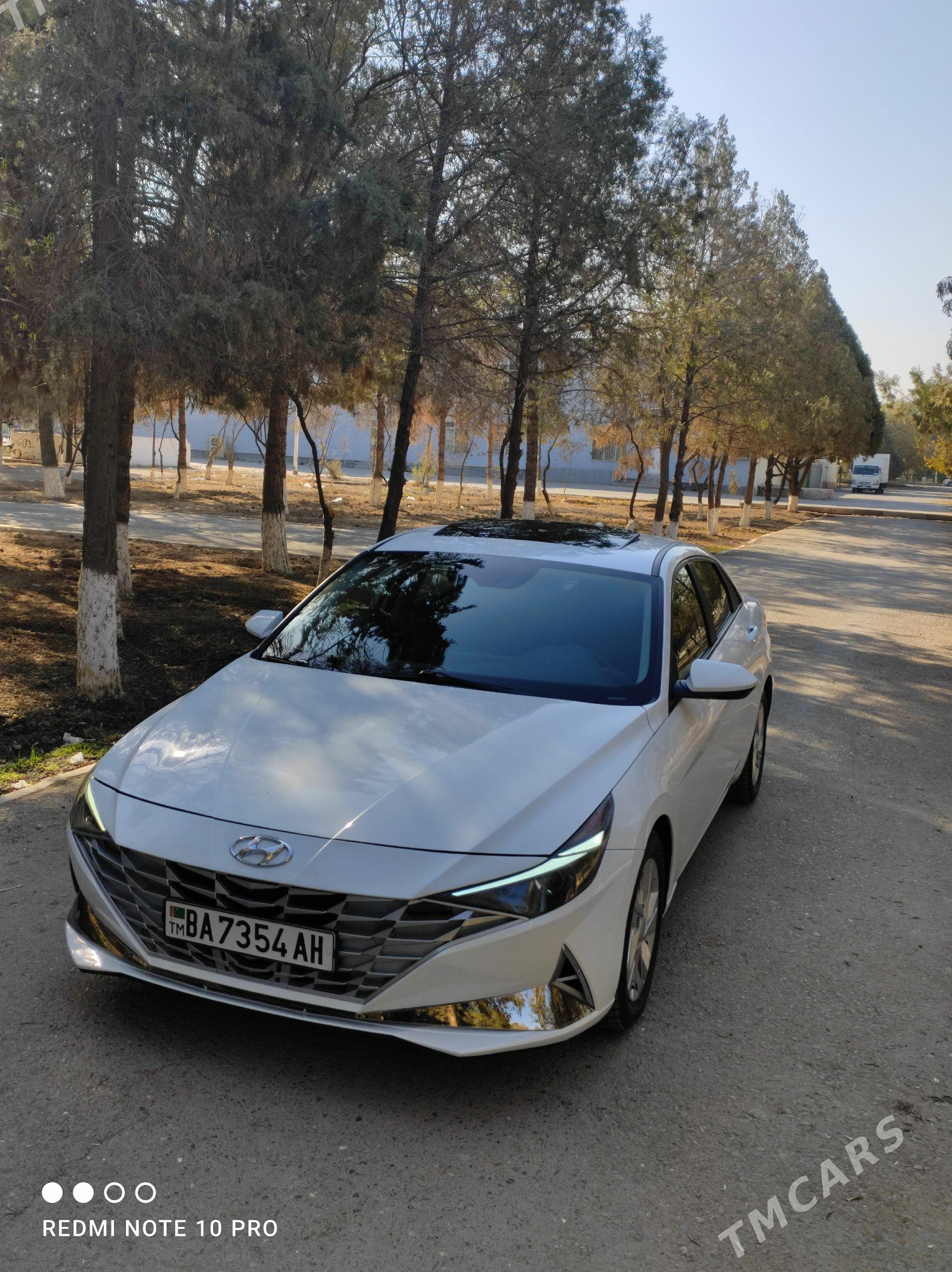 Hyundai Elantra 2021 - 250 000 TMT - Гёкдепе - img 1