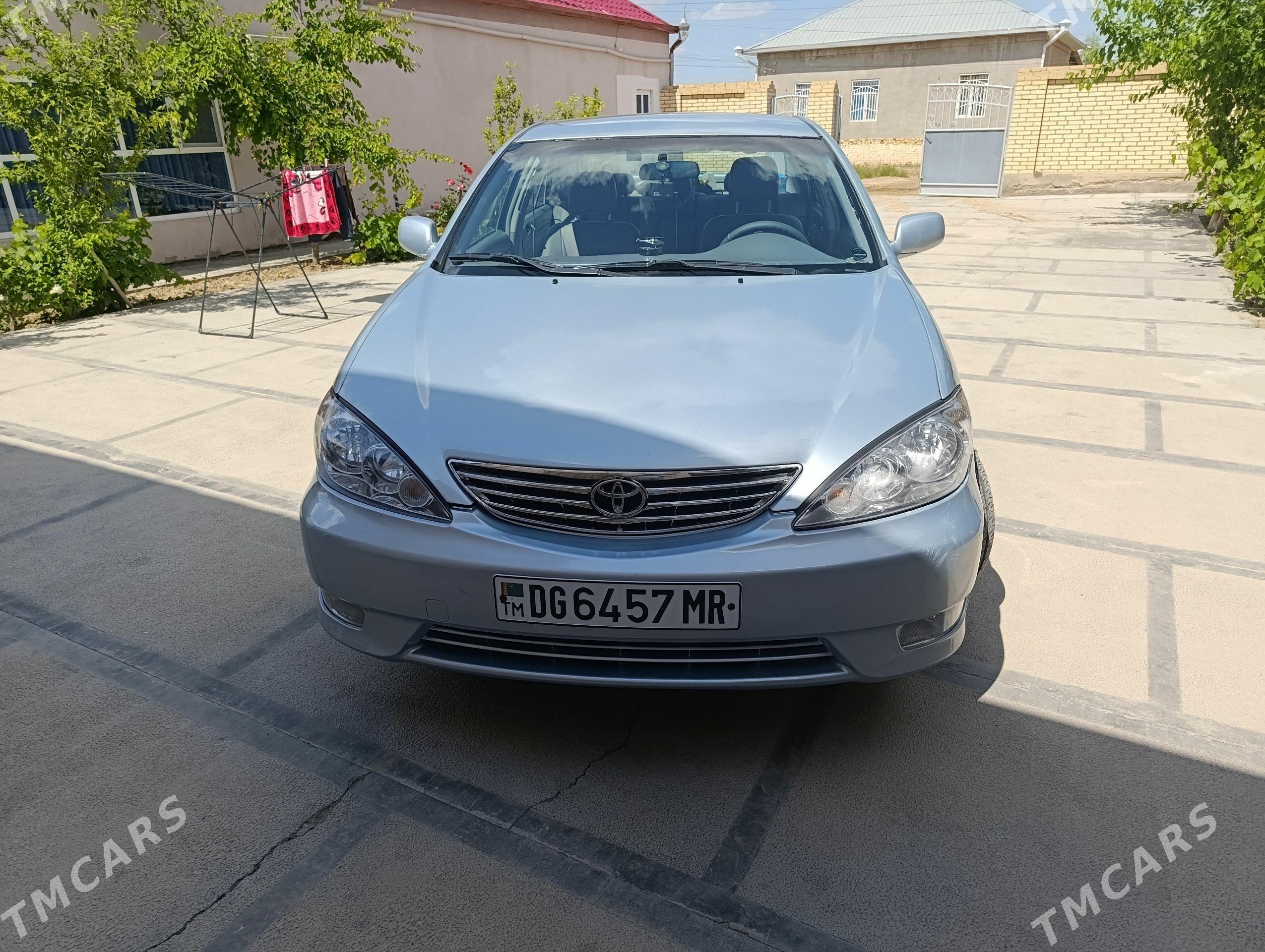Toyota Camry 2005 - 170 000 TMT - Мары - img 1