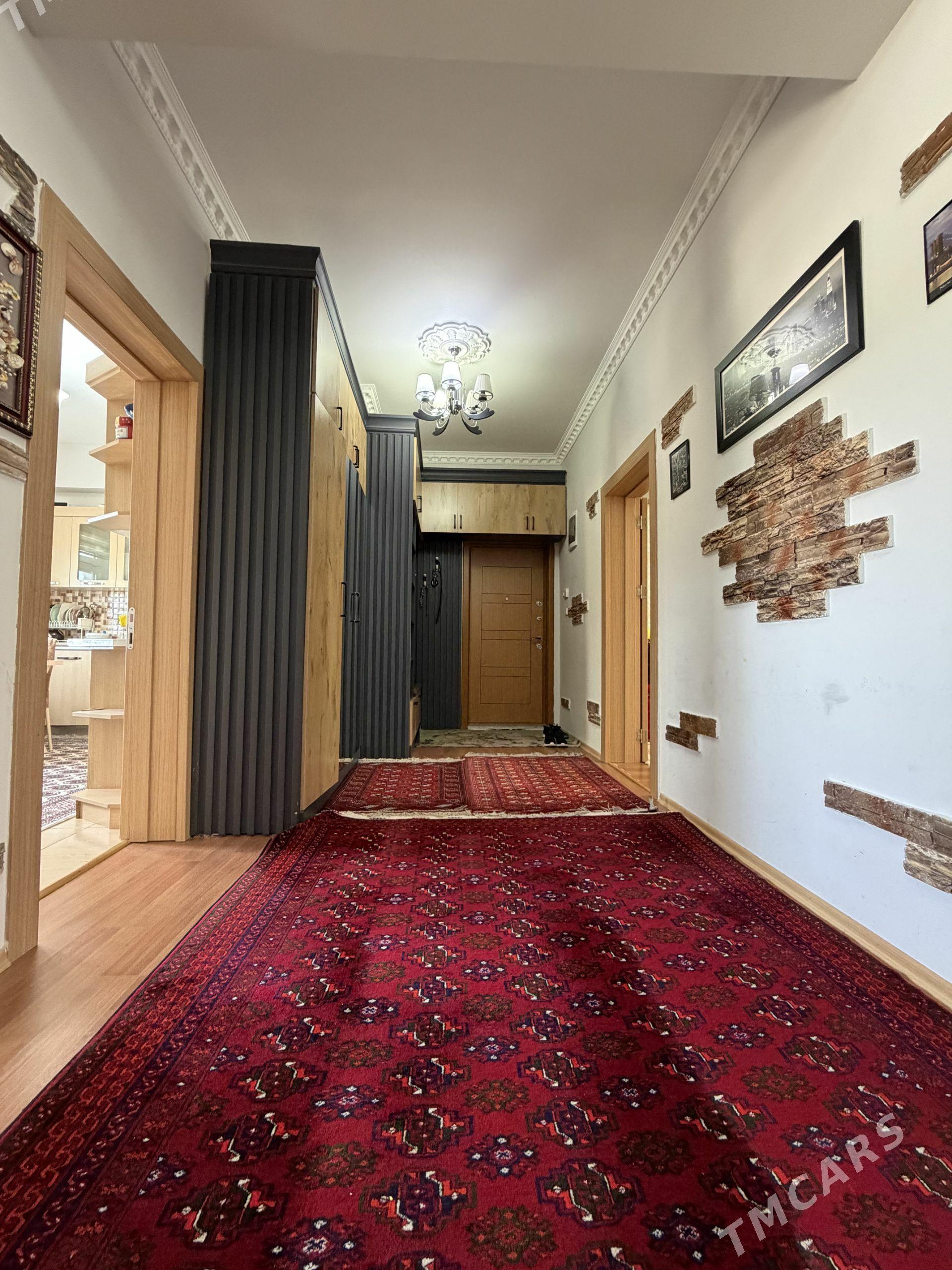 Taslama köşi tarapda. 2 kom. - Köşi - img 1