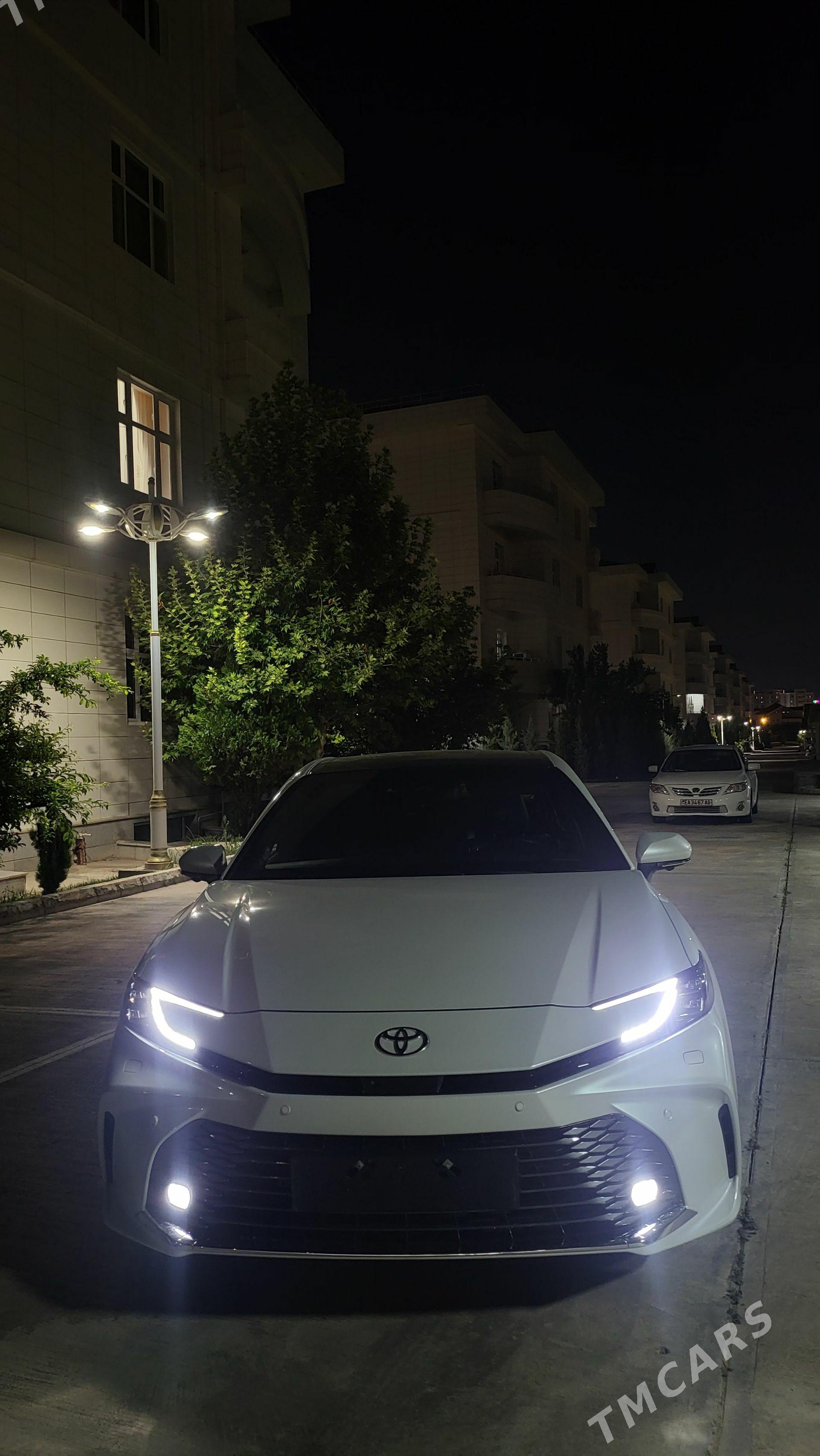 Toyota Camry 2025 - 665 000 TMT - Ашхабад - img 1
