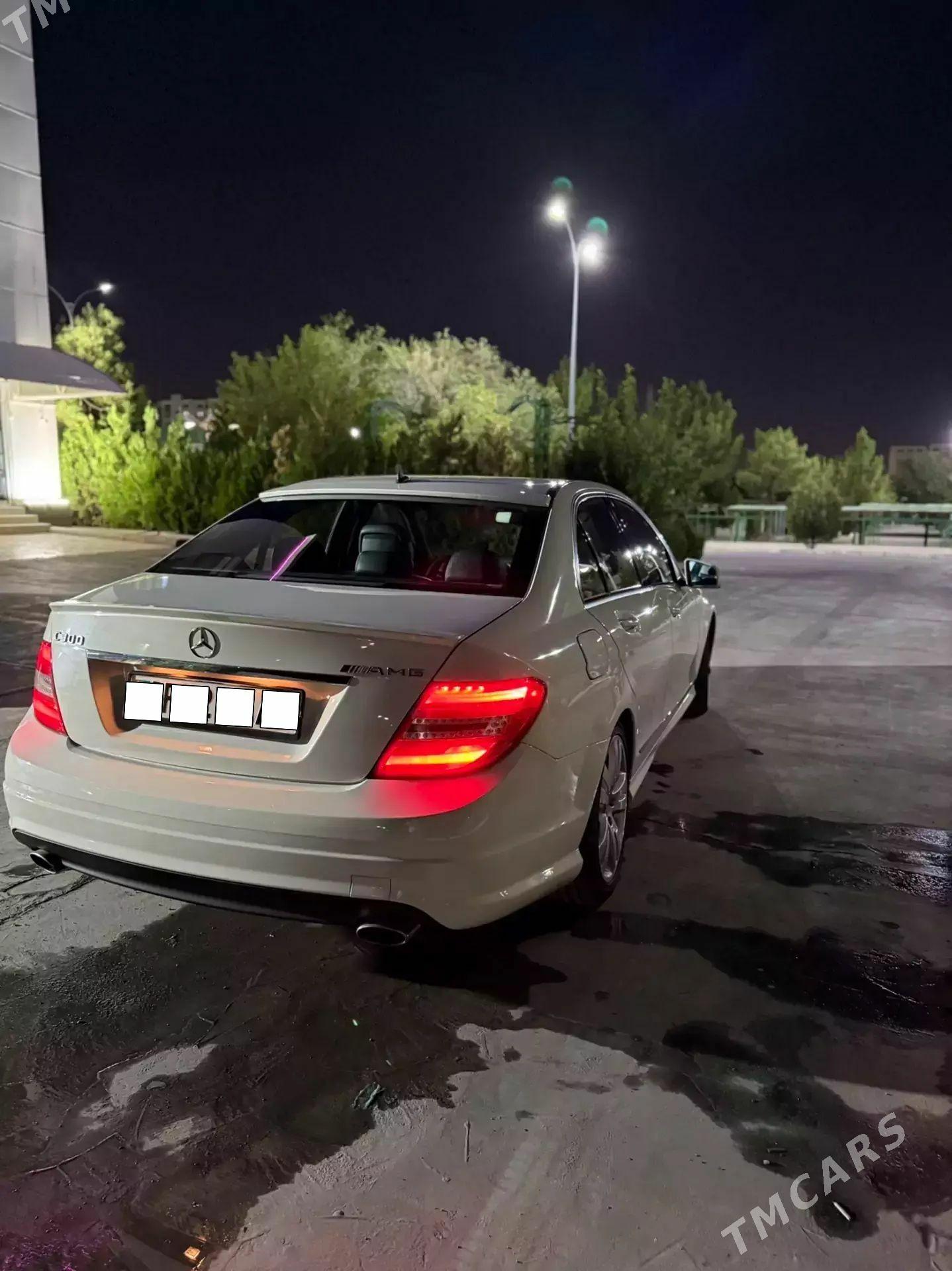 Mercedes-Benz C300 2010 - 165 000 TMT - Ашхабад - img 1
