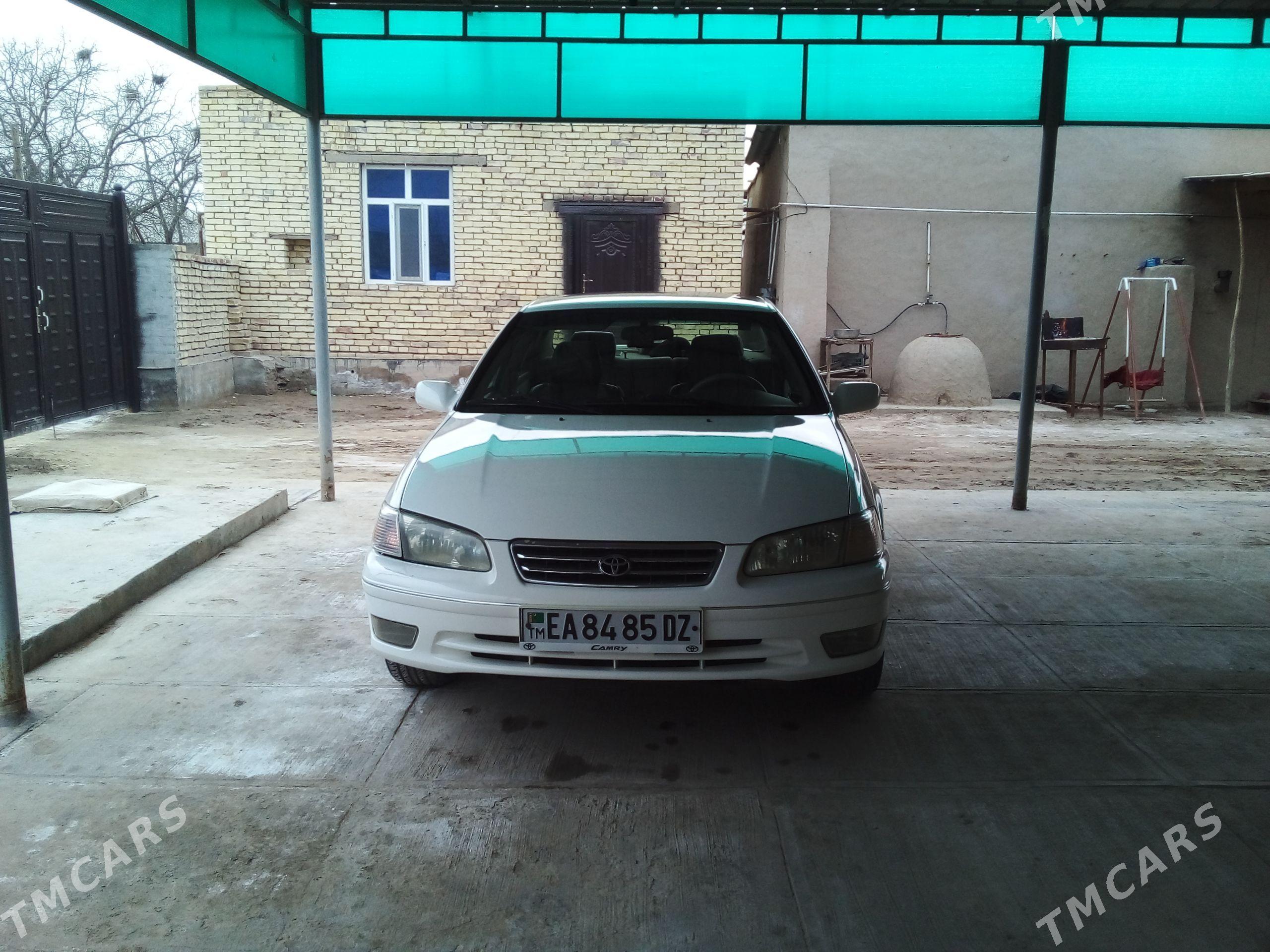 Toyota Camry 1999 - 165 000 TMT - етр. Туркменбаши - img 1