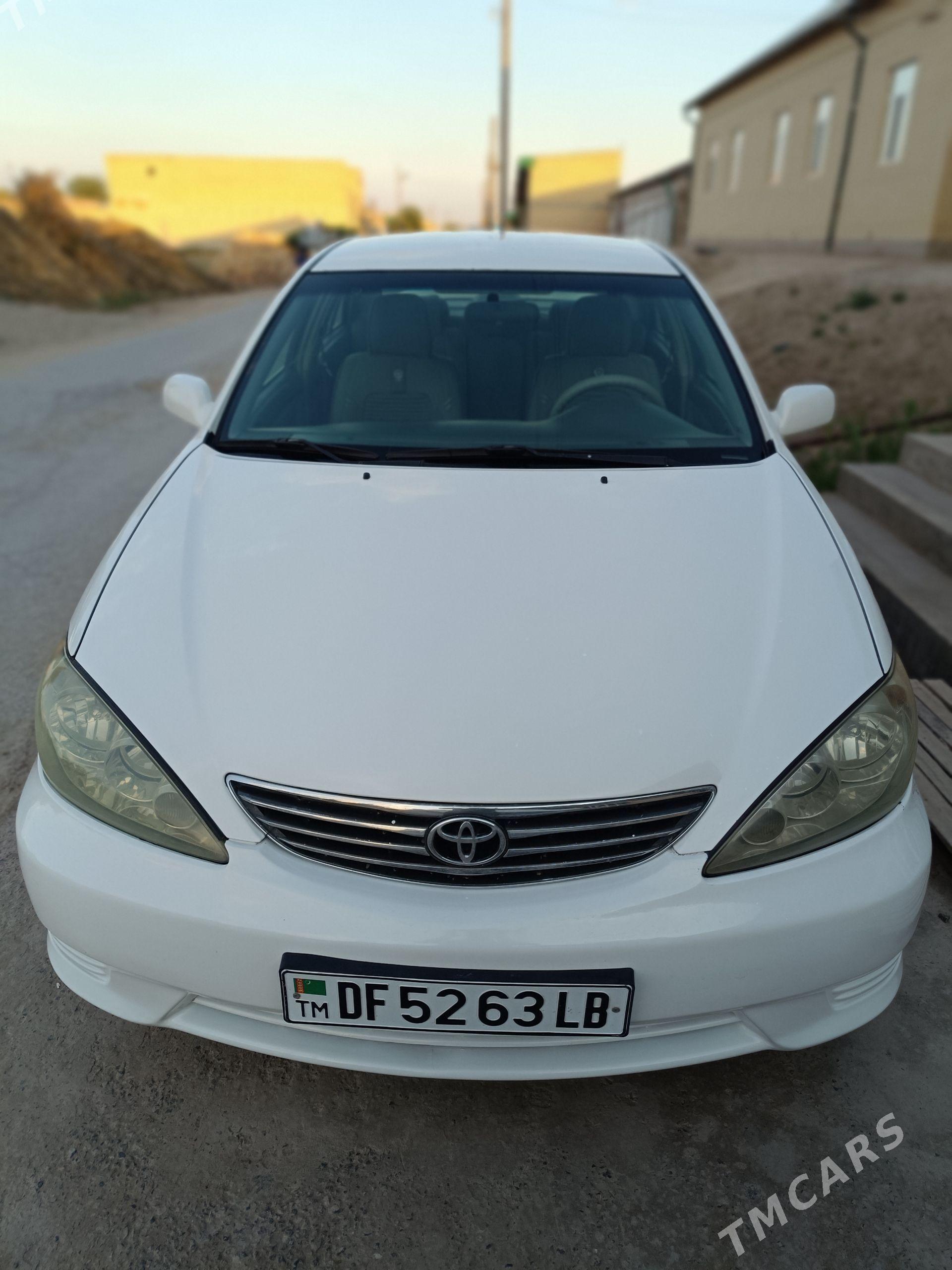 Toyota Camry 2006 - 190 000 TMT - Halaç - img 1
