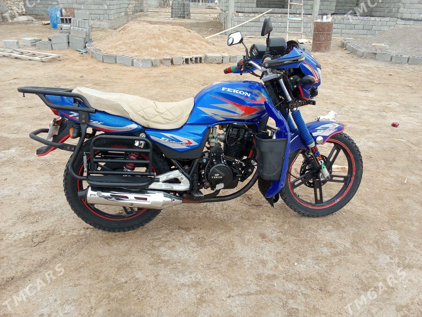 Fekon FK150-8G 2014 - 15 000 TMT - Эсенгулы - img 1