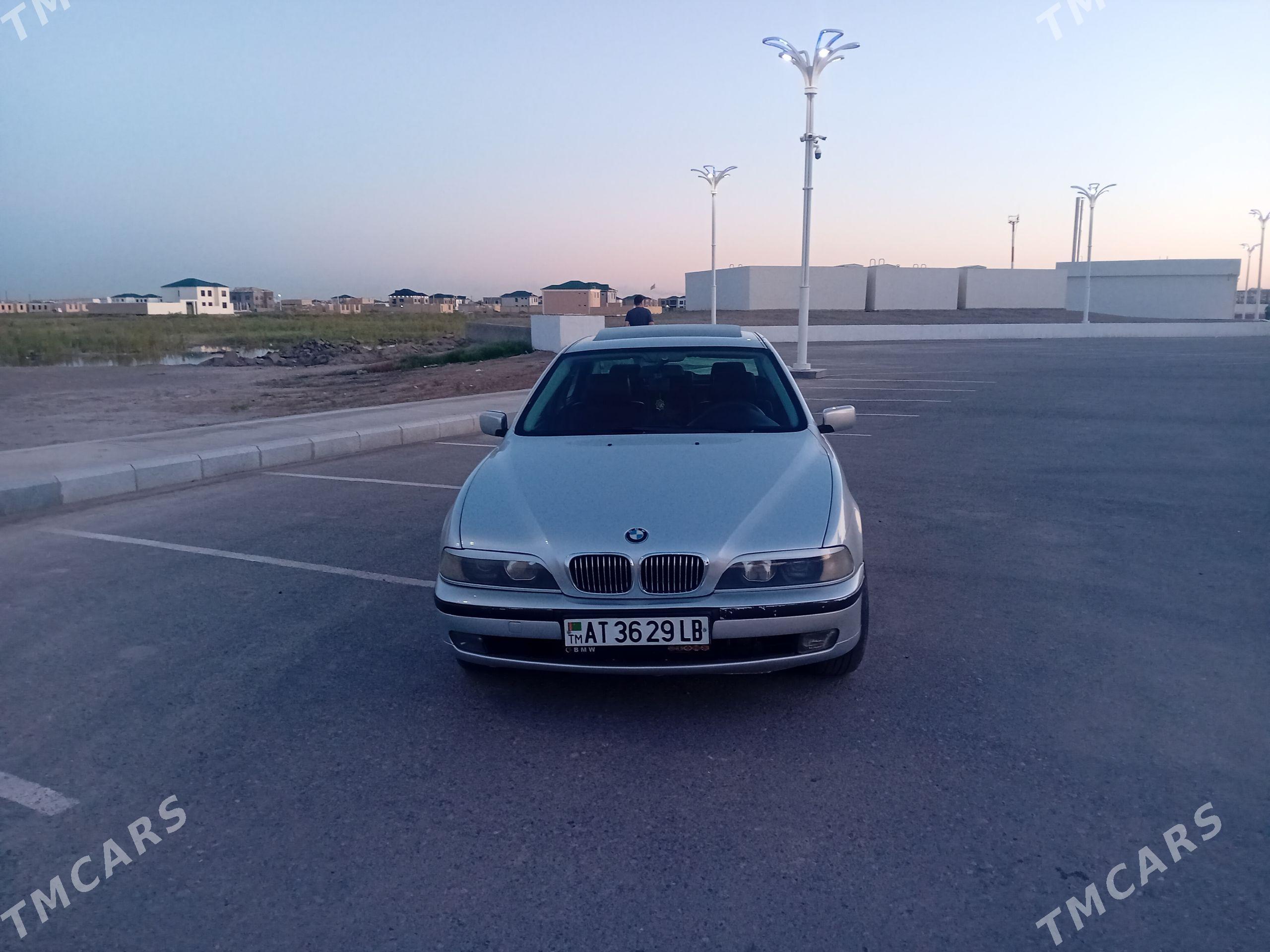 BMW 528 2000 - 135 000 TMT - Туркменабат - img 1