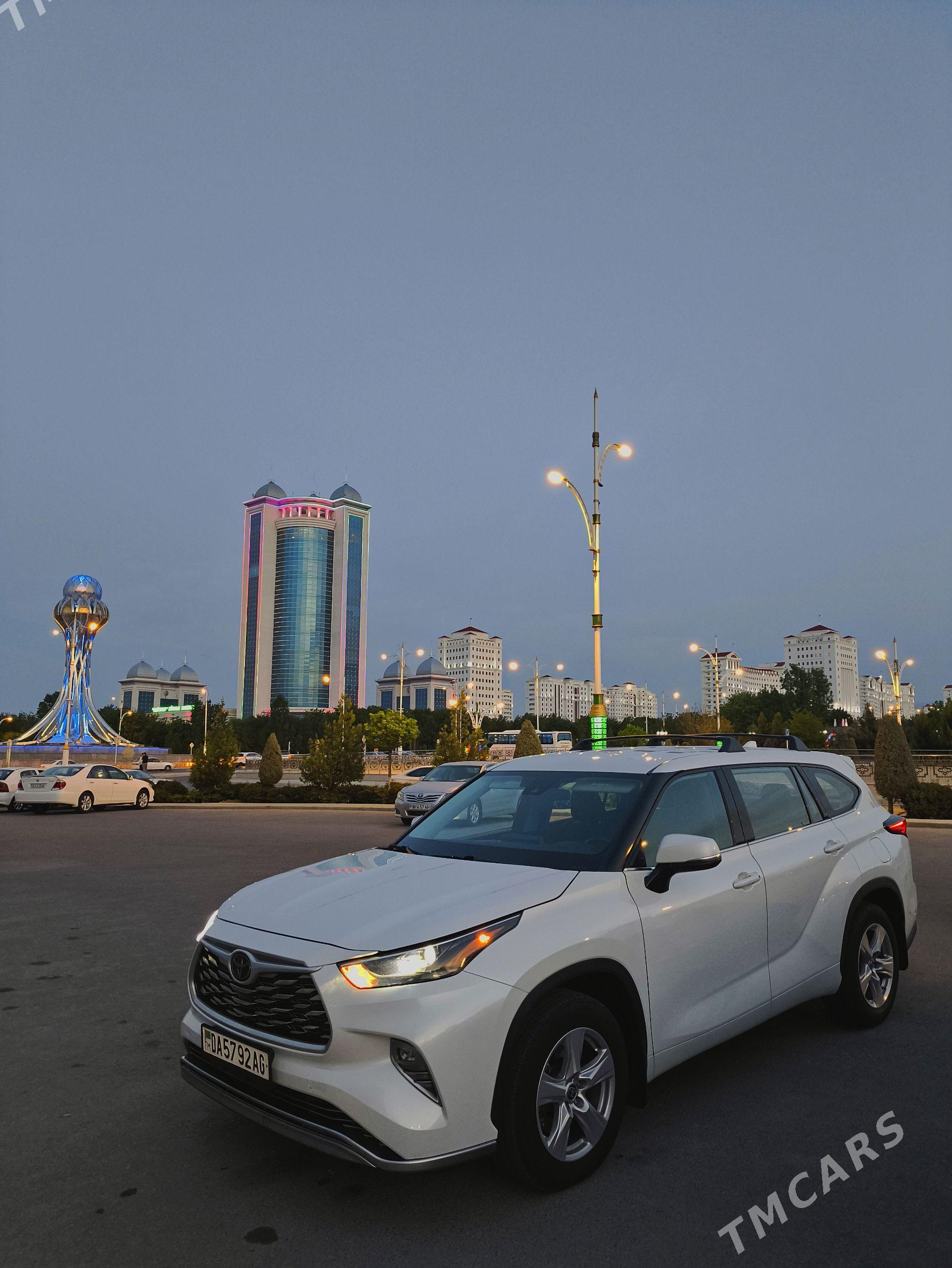 Toyota Highlander 2022 - 600 000 TMT - Ашхабад - img 1