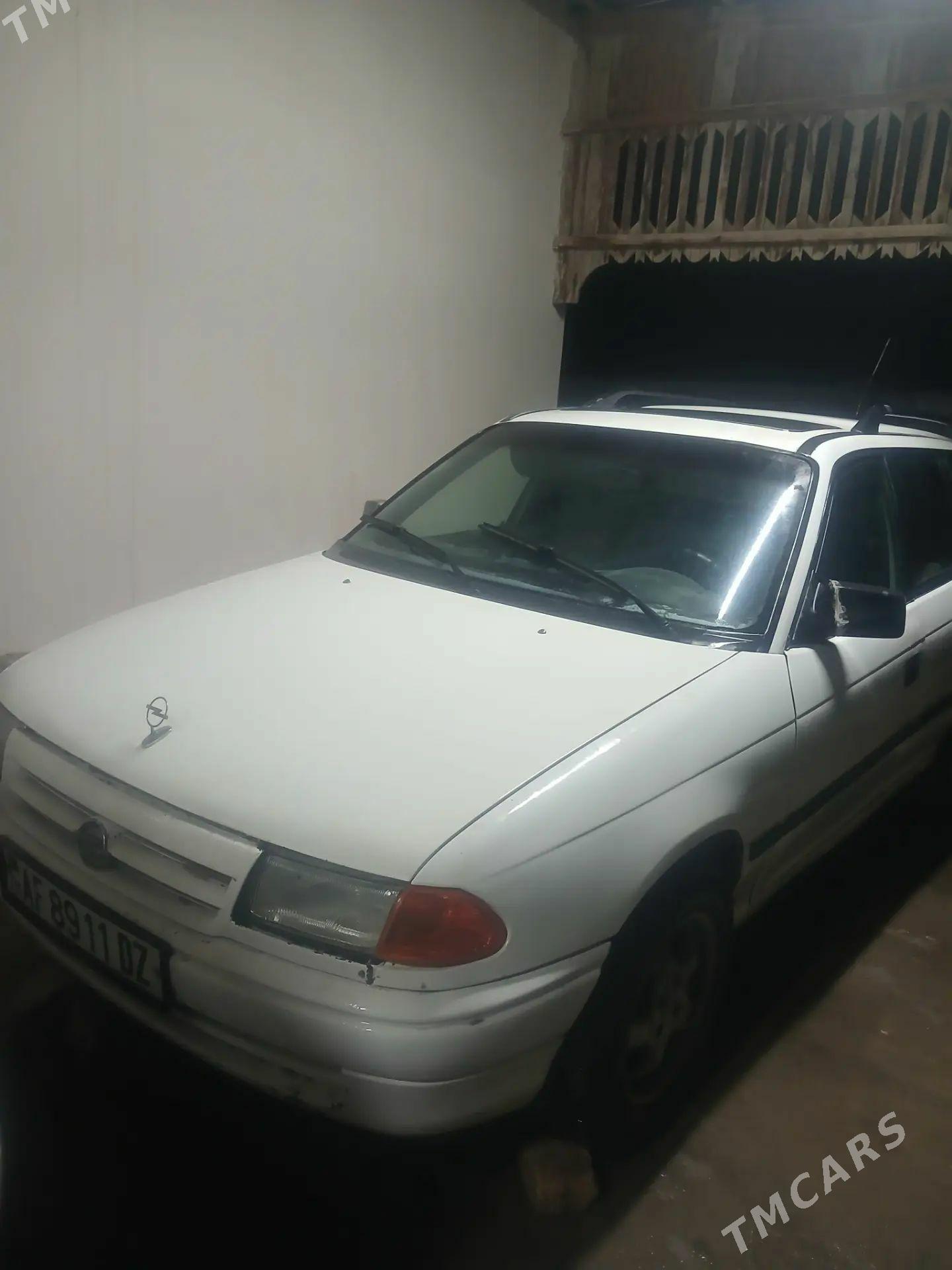 Opel Astra 1992 - 26 000 TMT - Şabat etr. - img 1