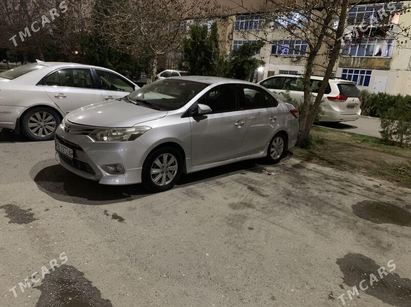 Toyota Yaris 2015 - 176 000 TMT - 5 mkr - img 1