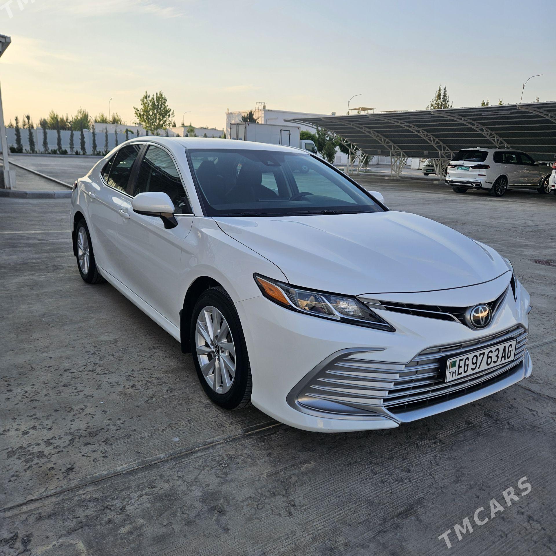 Toyota Camry 2021 - 370 000 TMT - Garadamak Şor - img 1