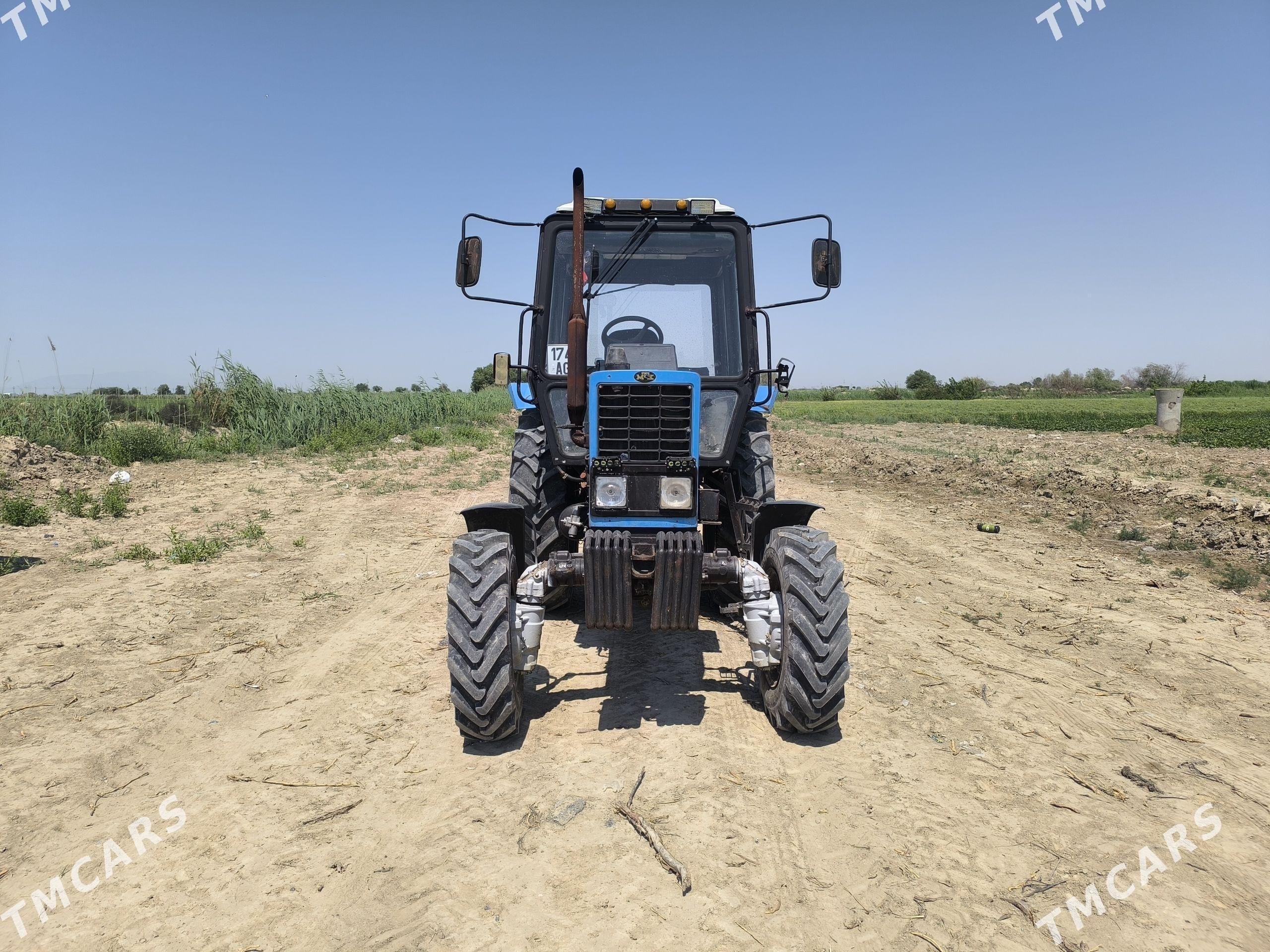 MTZ 82 2013 - 300 000 TMT - Aşgabat - img 1