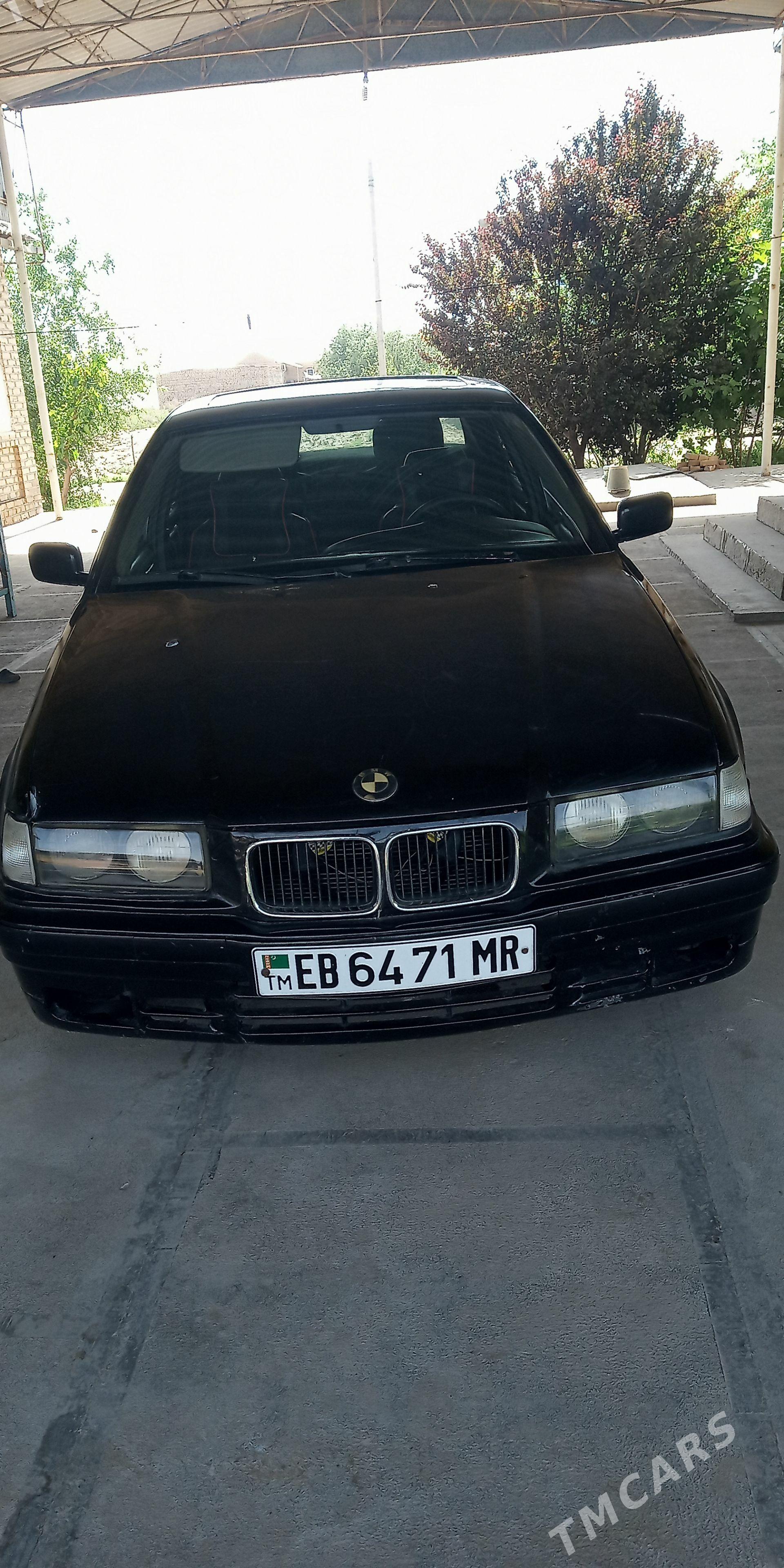 BMW 325 1992 - 38 000 TMT - Mary - img 1