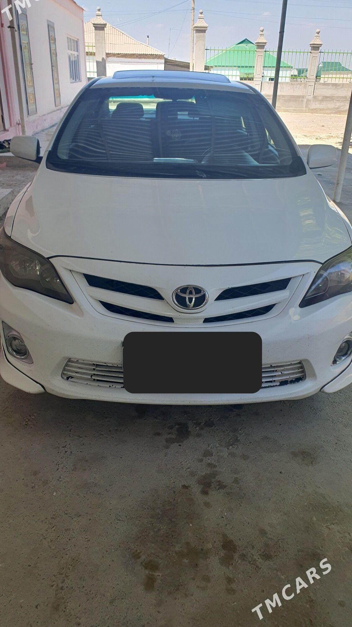 Toyota Corolla 2009 - 160 000 TMT - Гёкдепе - img 1