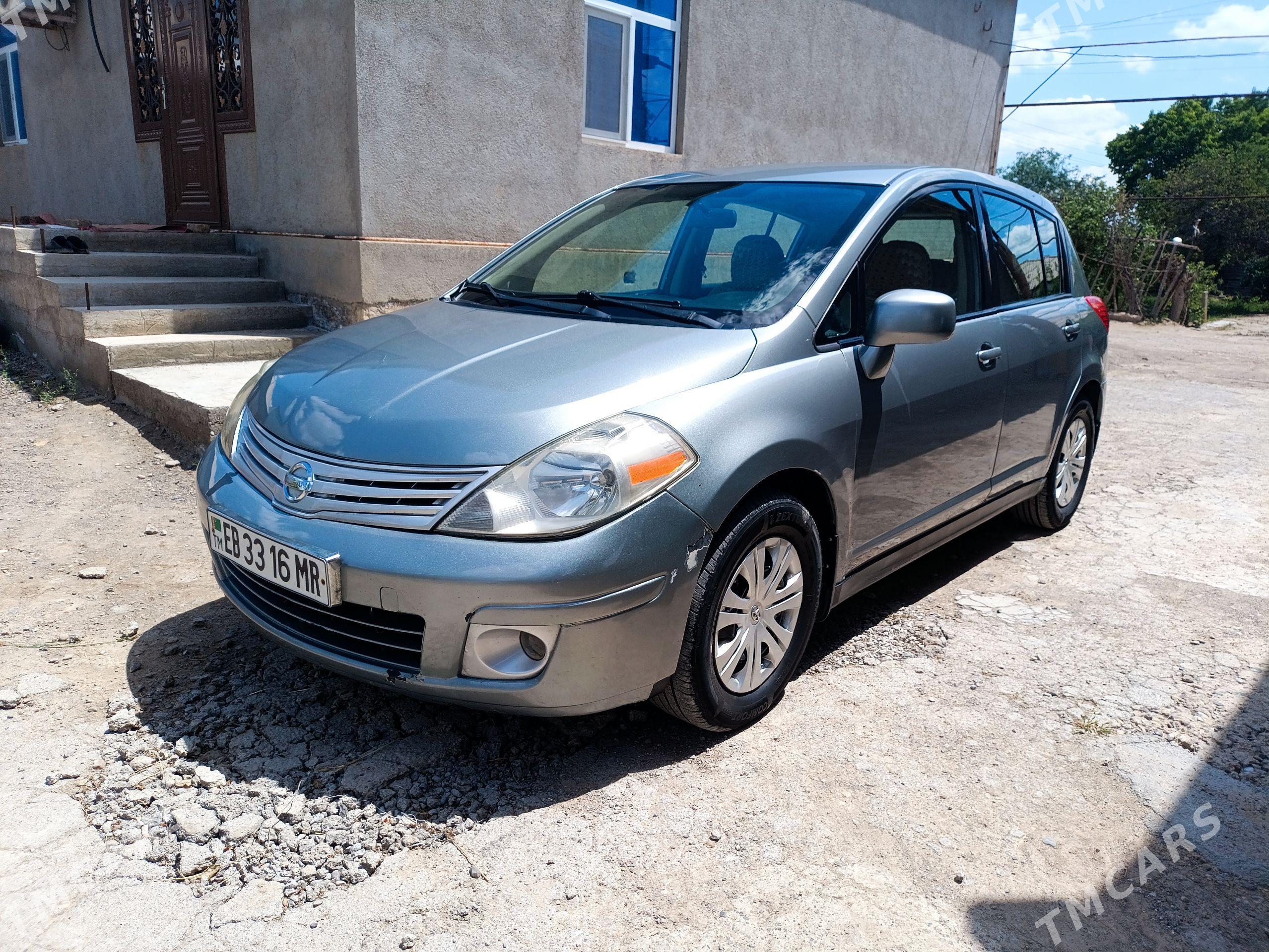 Nissan Versa 2010 - 135 000 TMT - Mary - img 1