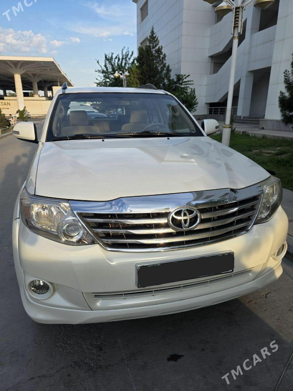 Toyota Fortuner 2013 - 420 000 TMT - Ашхабад - img 1