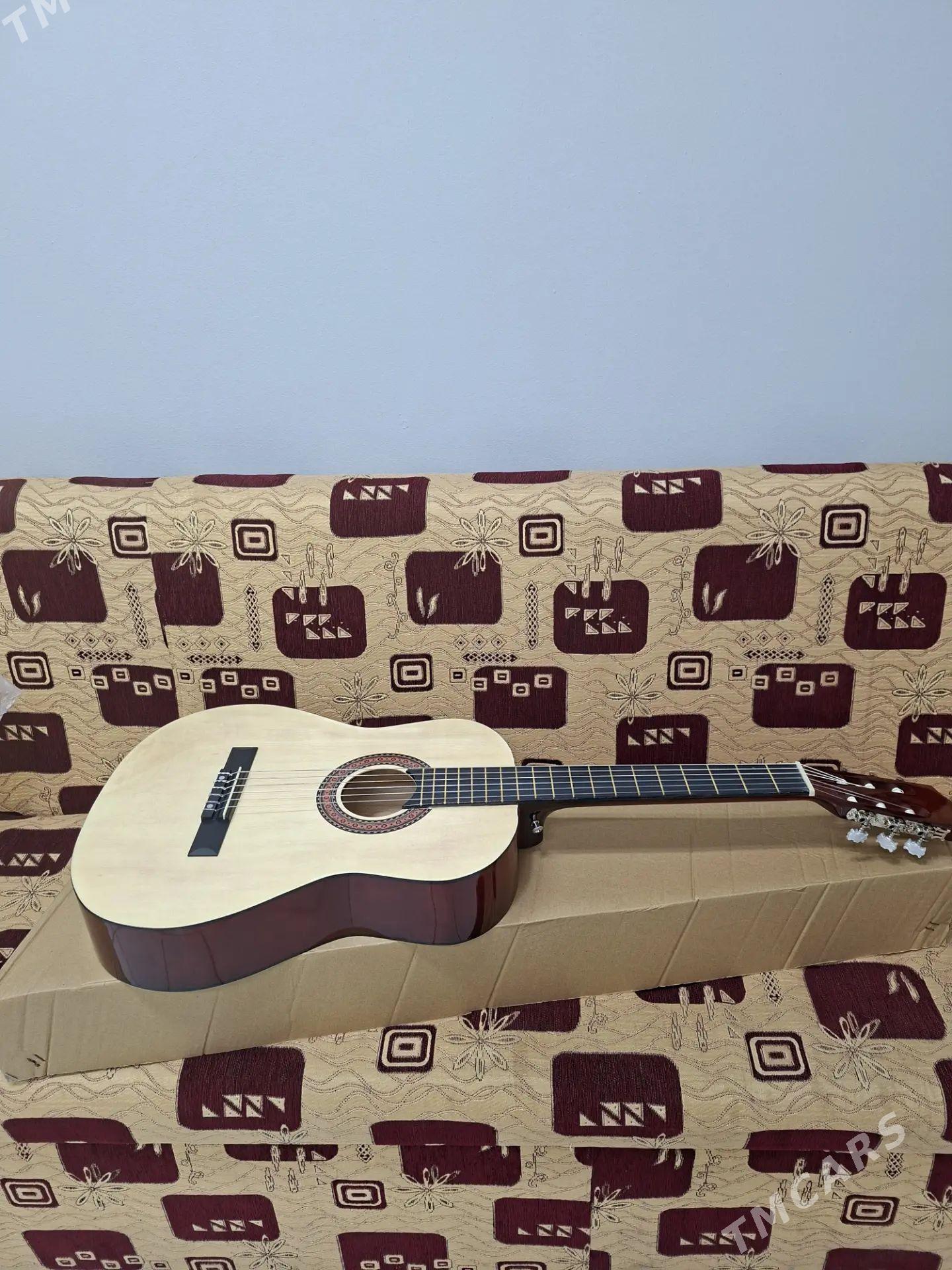 Gitara Гитара - Гаудан "Б" - img 1