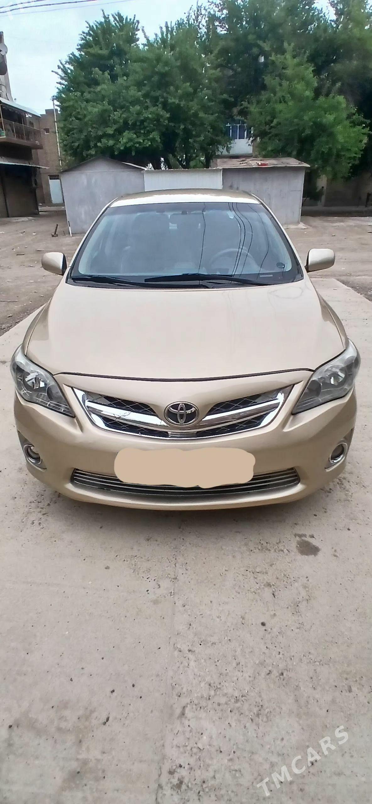 Toyota Corolla 2013 - 180 000 TMT - Мары - img 1