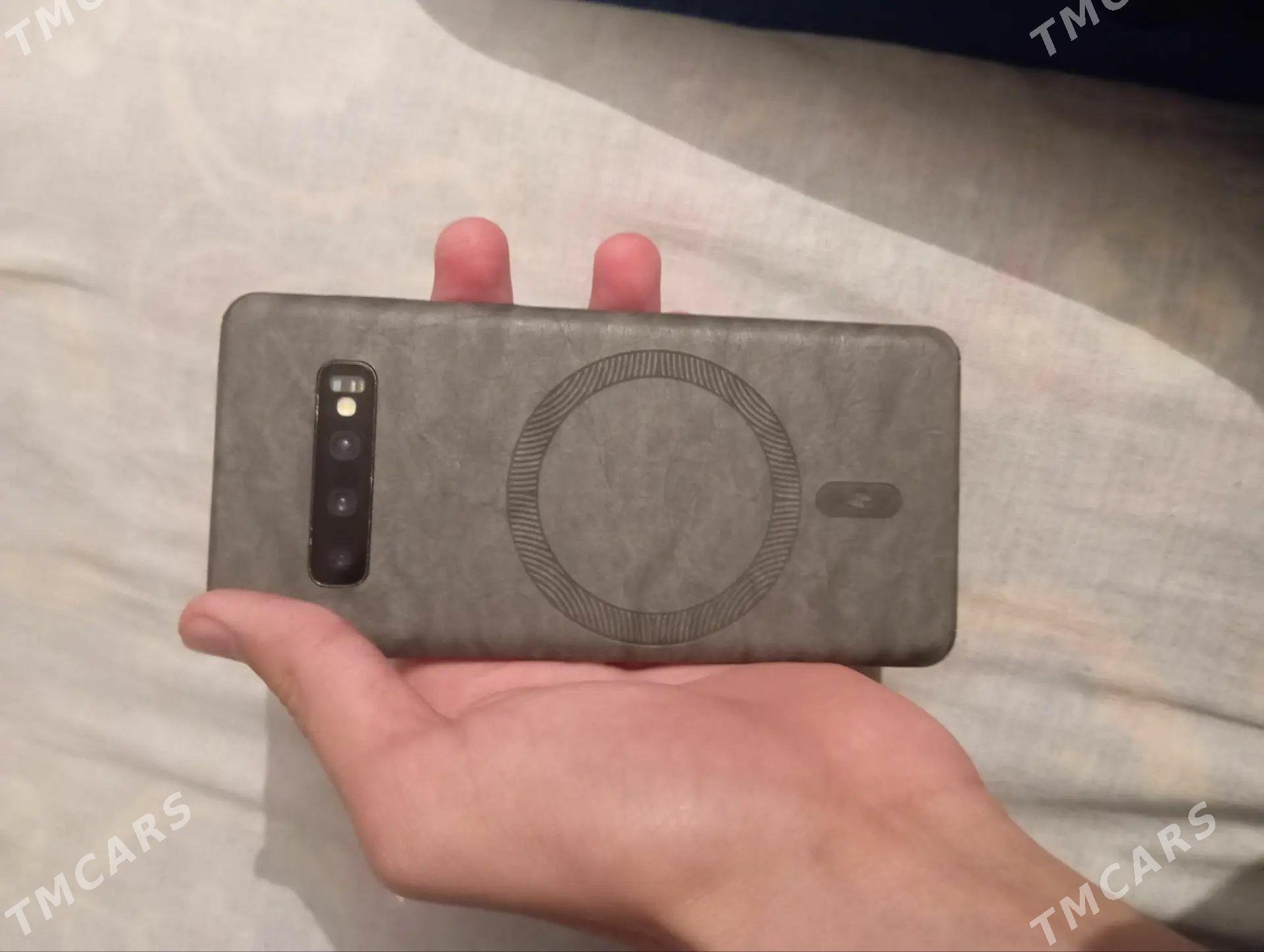 Samsung S10 - Туркменабат - img 1