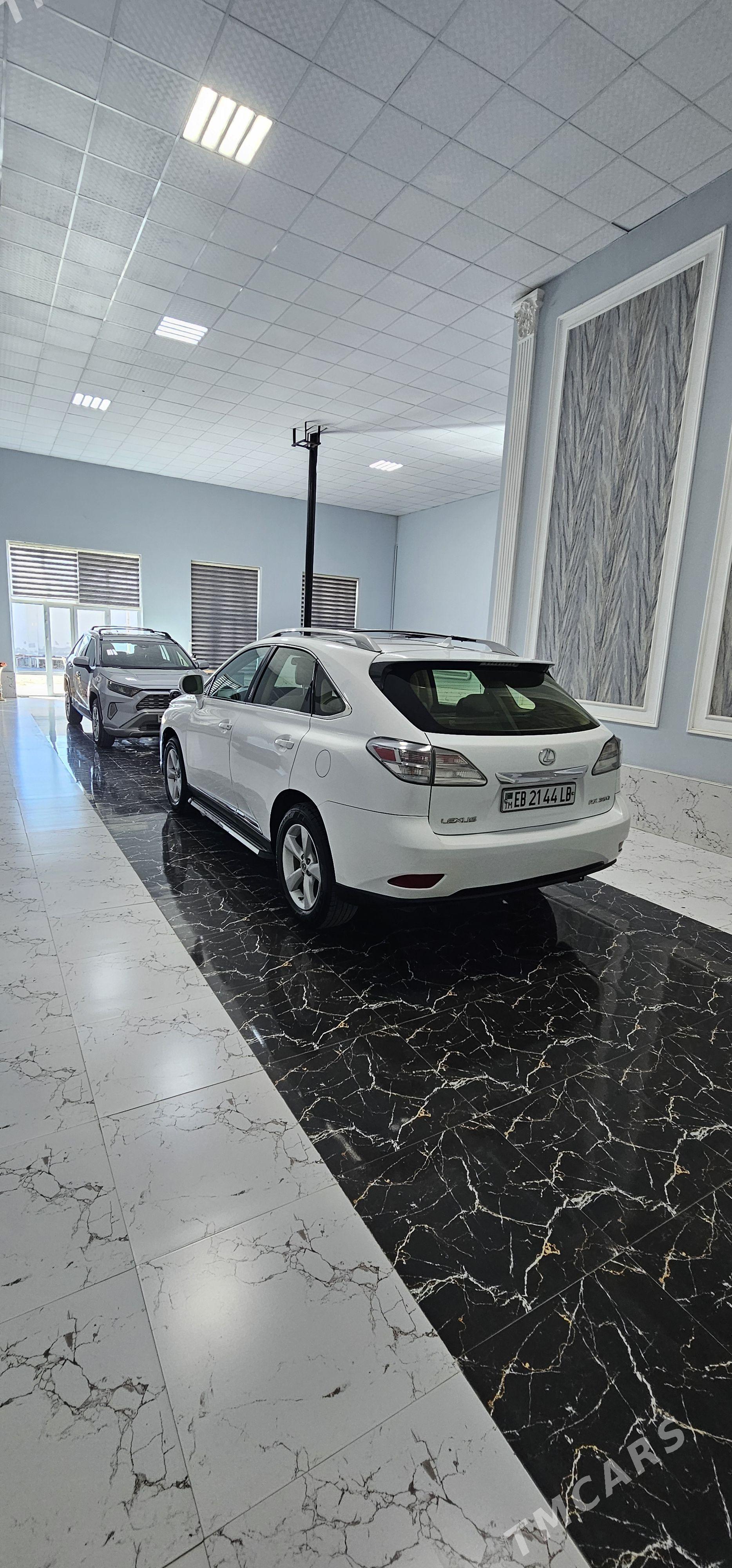 Lexus RX 350 2010 - 320 000 TMT - Фарап - img 1