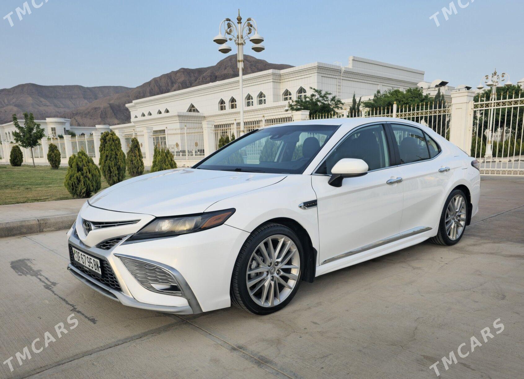 Toyota Camry 2021 - 335 000 TMT - Балканабат - img 1
