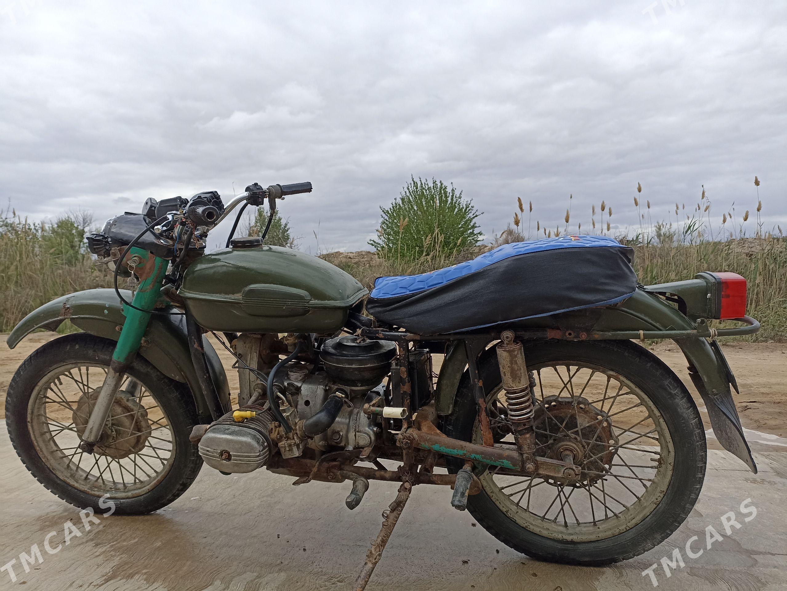 Ural 4320 1996 - 6 000 TMT - Darganata - img 1