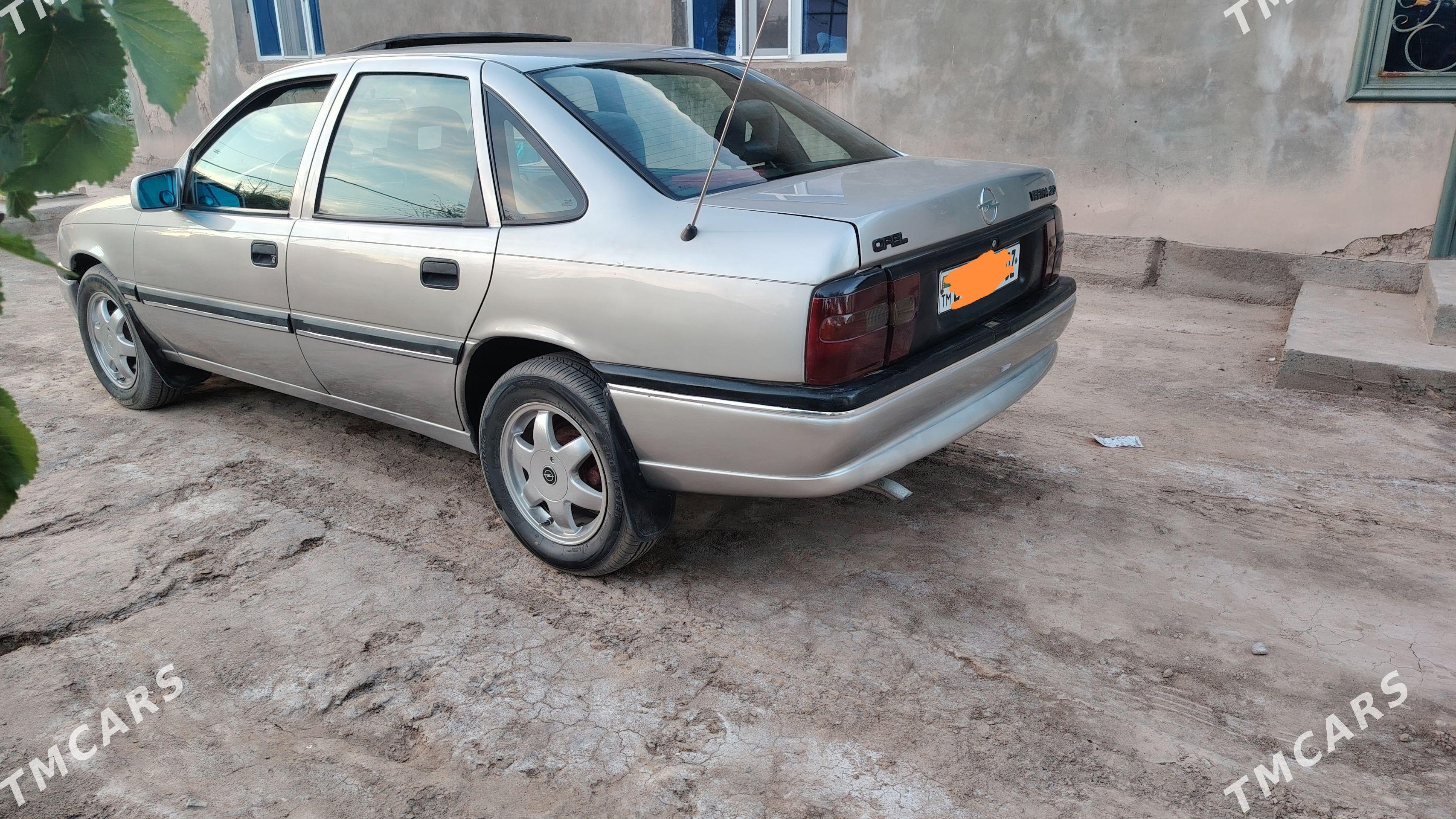 Opel Vectra 1993 - 60 000 TMT - Болдумсаз - img 1