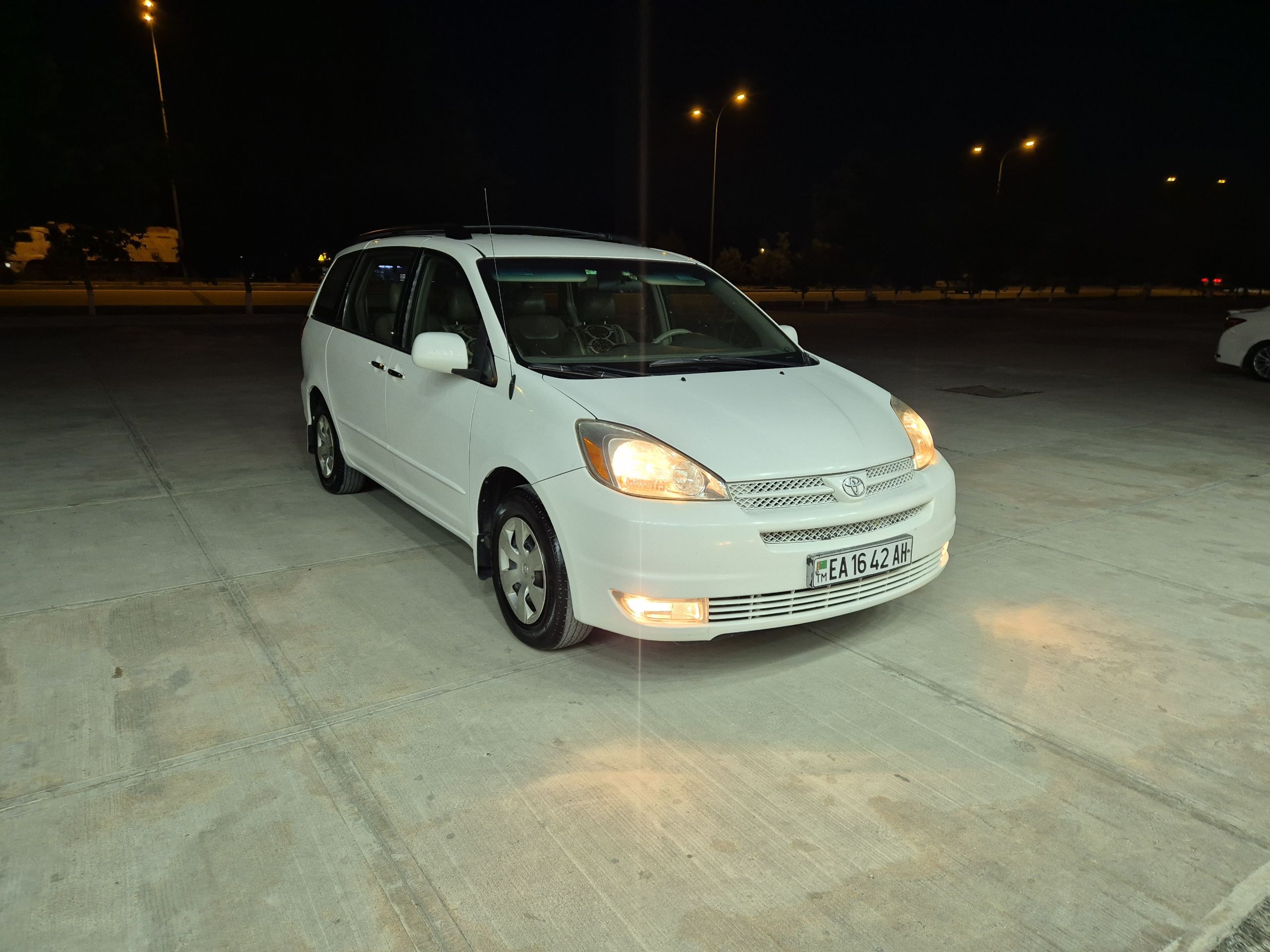 Toyota Sienna 2004 - 270 000 TMT - Gökdepe - img 1